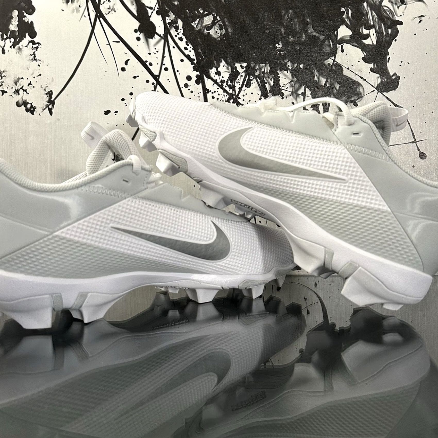 Nike Nike Vapor Edge Shark 2 Football Cleats Low Mens Size 13 White Silver DH5088-100 Size US 13 / EU 46 - 5 Thumbnail