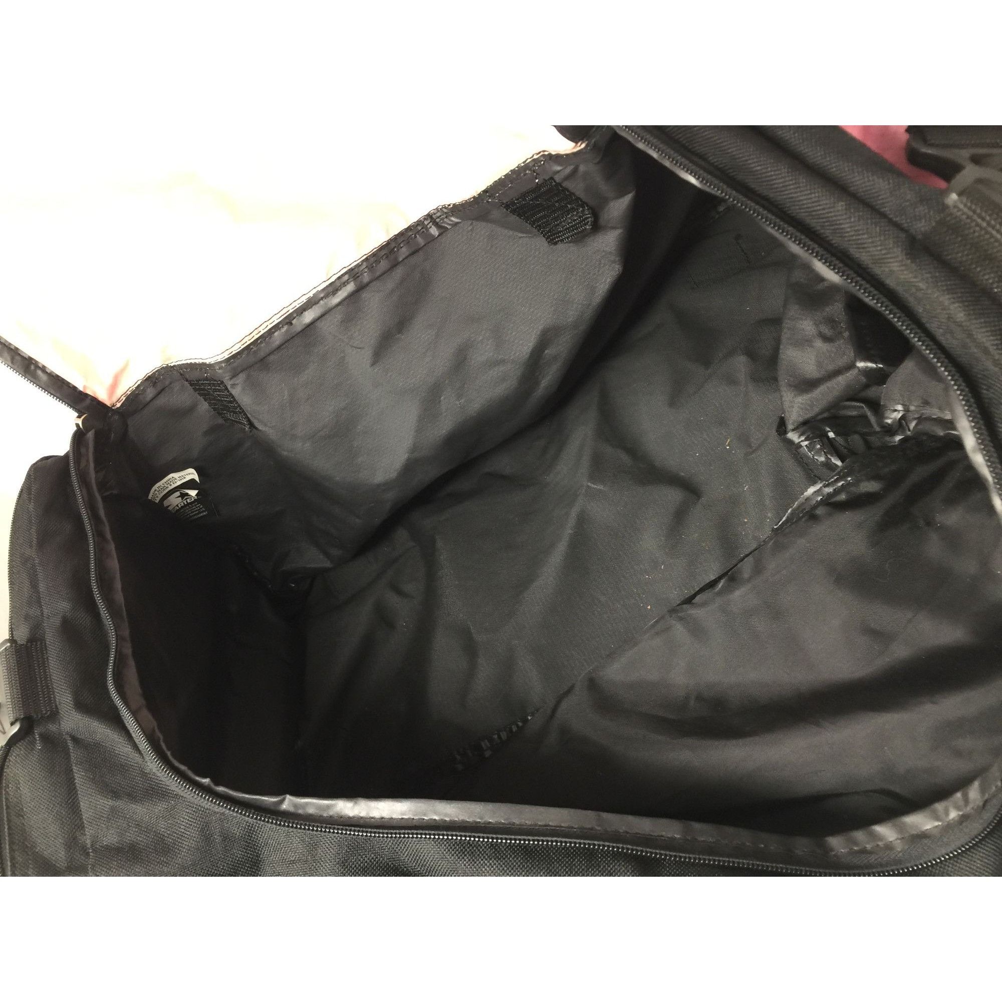 Starter Starter Pink and Black Zippered Duffle Bag With Handles and Size ONE SIZE - 15 Thumbnail