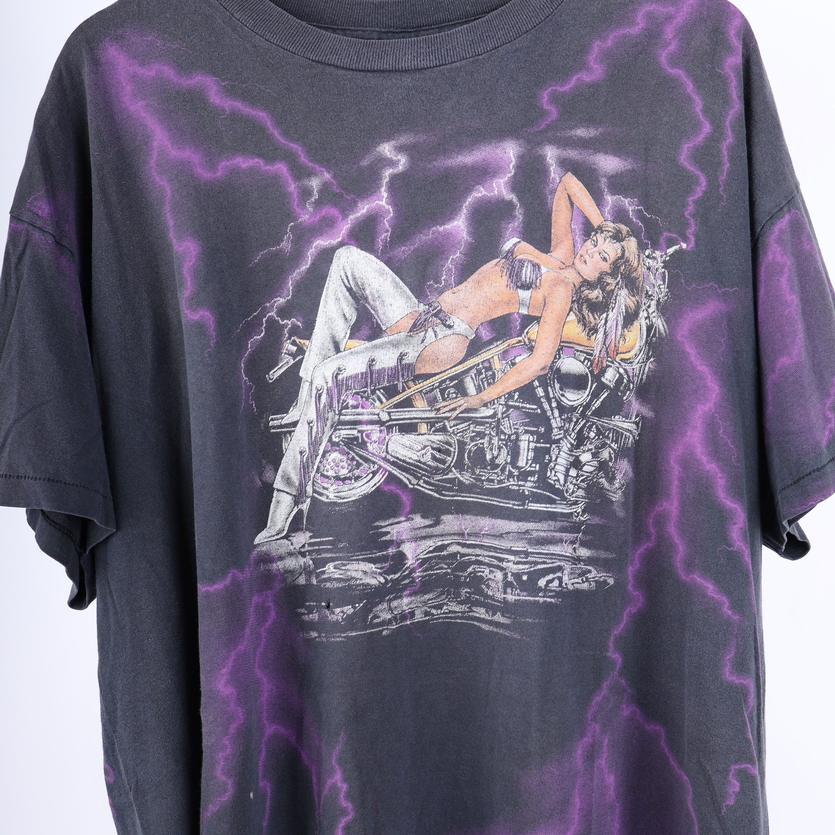 Vintage AMERICAN THUNDER PURPLE MOTORCYCLE GIRL FADED VINTAGE T-SHIR Size US XL / EU 56 / 4 - 3 Thumbnail