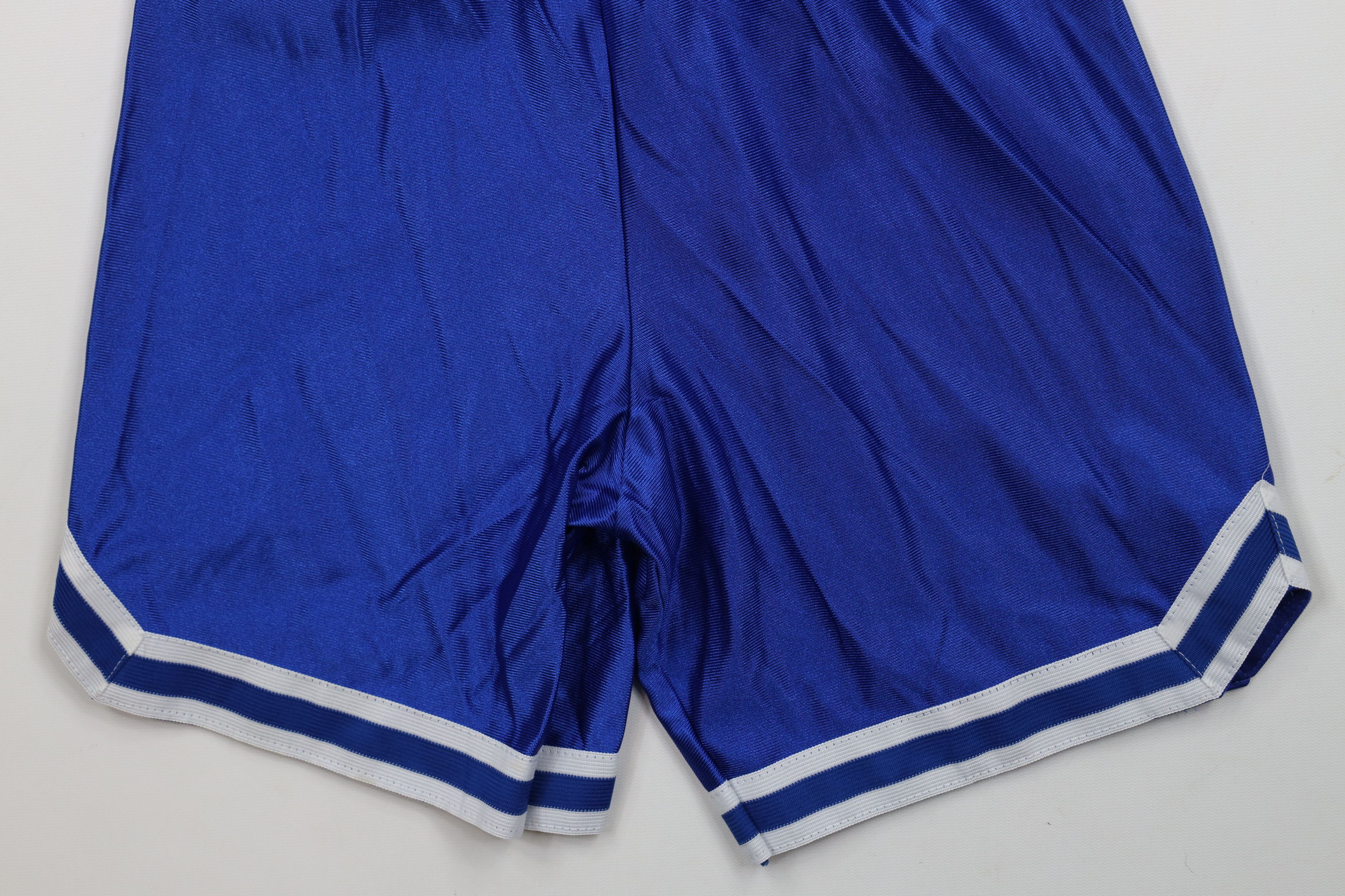Vintage Vintage 90s Streetwear Silky Nylon Basketball Shorts USA Size 22" - 4 Thumbnail