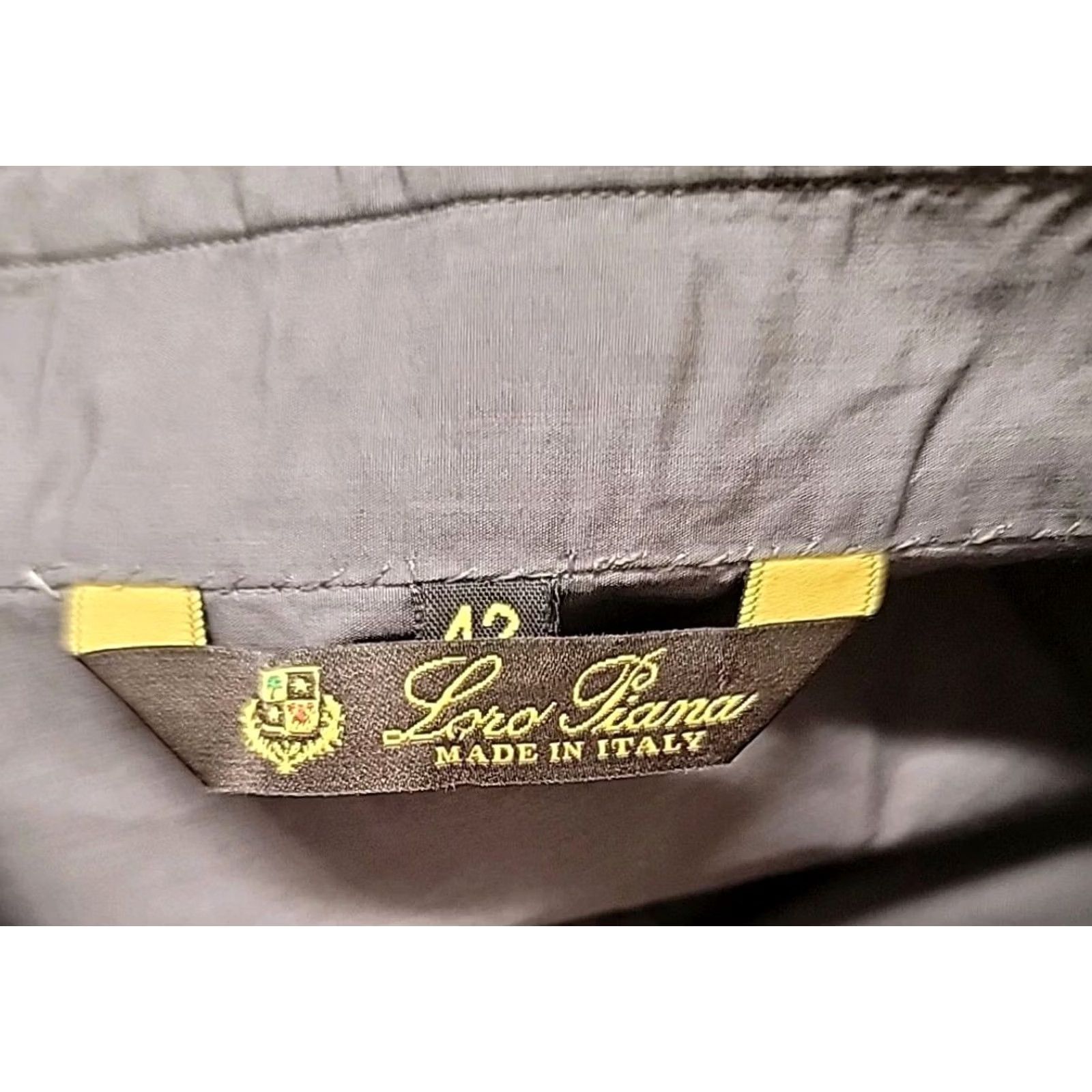 Loro Piana Loro Piana Button Down Shirt 100% Cotton Mens 42 Gray Made In Italy Shirt Mens 42 Gray Loro Piana Size US XL / EU 56 / 4 - 2 Thumbnail