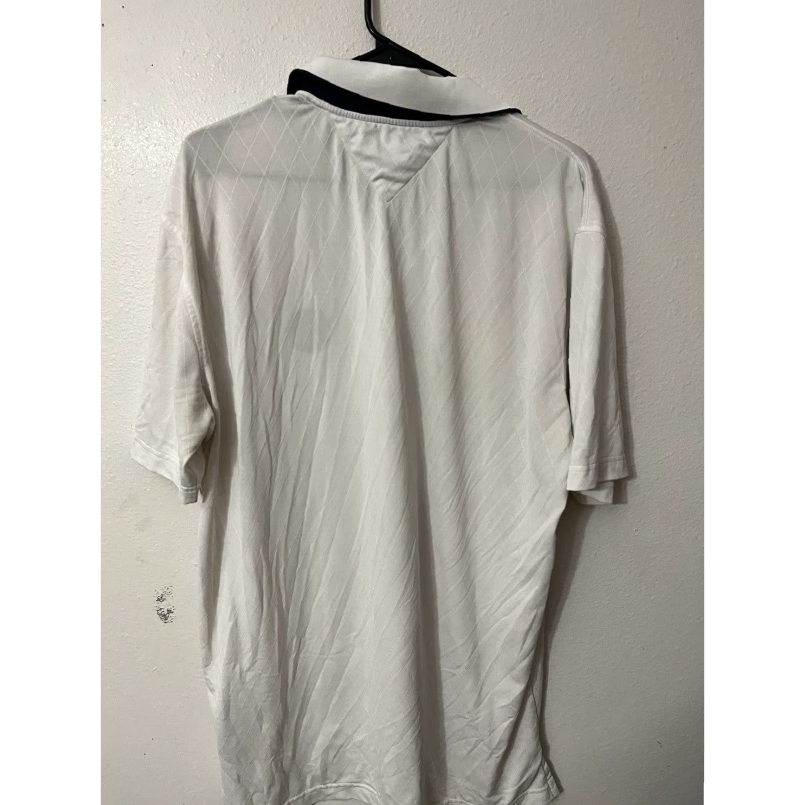 Tommy Hilfiger VINTAGE Tommy Hilfiger Polo Shirt Mens L White Solid Short Sleeve Down Performance Golf New York Downs Mens Size US L / EU 52-54 / 3 - 2 Thumbnail