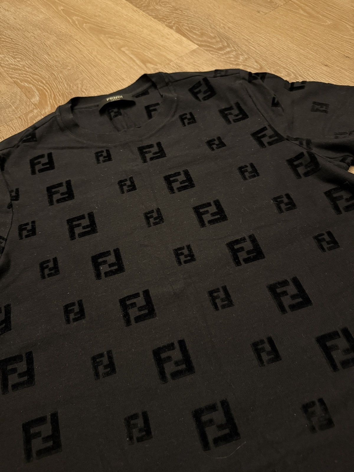 Fendi FENDI Logo T shirt Size US L / EU 52-54 / 3 - 1 Thumbnail