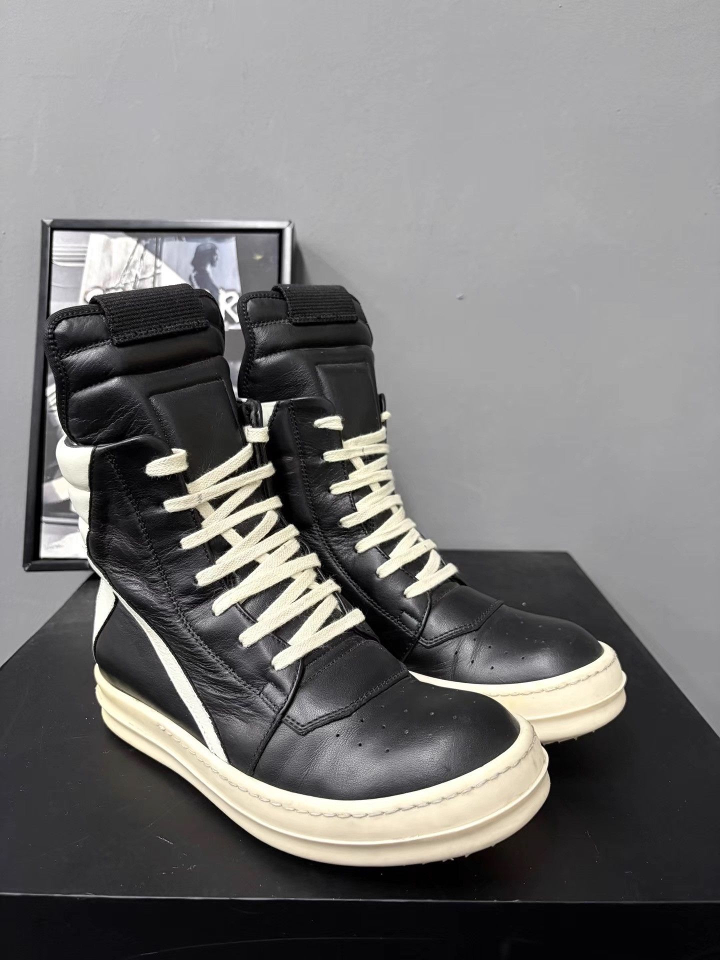 Rick Owens Rick Owens Black White Inverted Triangle Sneakers K34 Size US 6 / IT 36 - 3 Thumbnail