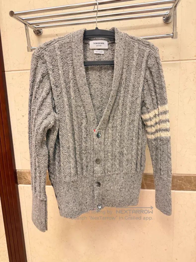 Thom Browne Thom Browne Gray coarse knit cardigan with four stripes Size US M / EU 48-50 / 2 - 1 Thumbnail