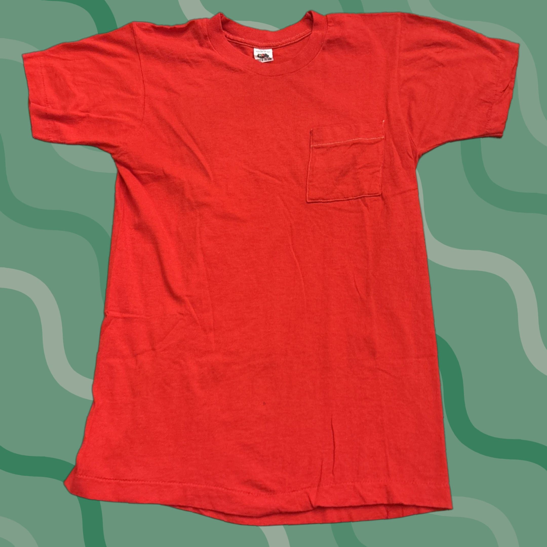 Fruit Of The Loom VINTAGE Fruit of the Loom T-Shirt Adult Small Red Solid Short Sleeve Crew Neck Made in USA Mens Size US S / EU 44-46 / 1 - 1 Thumbnail