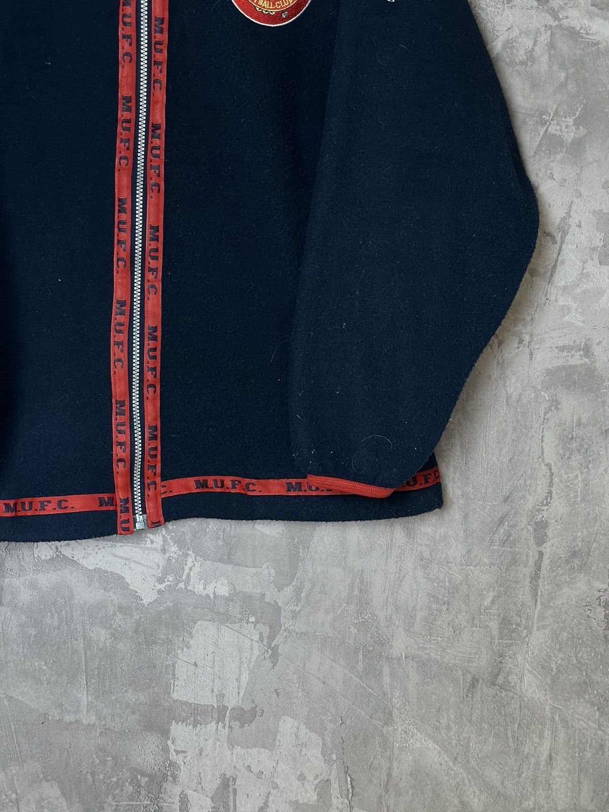 Vintage Manchester United Vintage Y2K Fleece Zip Merch Jacket Size US S / EU 44-46 / 1 - 6 Thumbnail