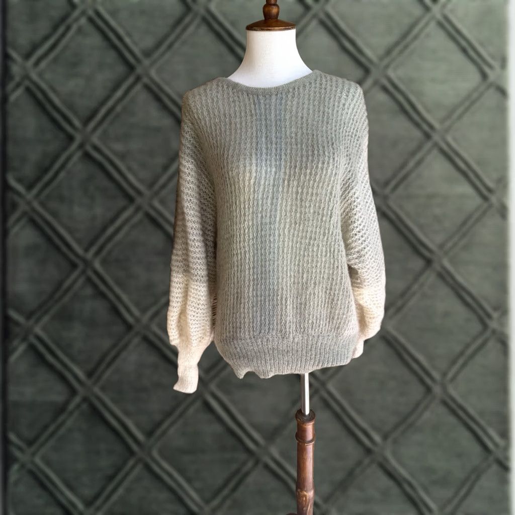 Vintage VINTAGE Claudine Paris Mohair Wool Blend Green Dolman Sweater Size S Soft Luxe Knit Damen Family? (No) Size S / US 4 / IT 40 - 1 Thumbnail