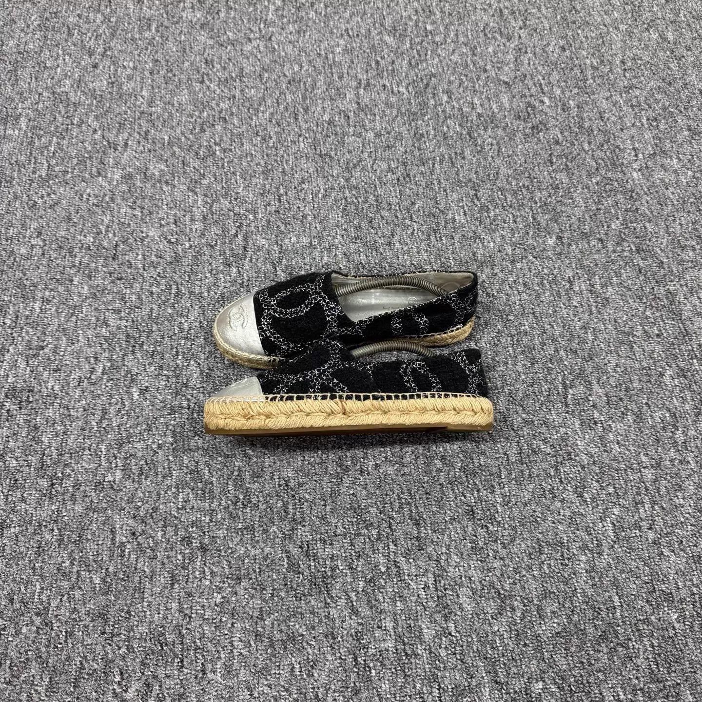 Chanel Chanel CC Wool Moccasin 37 99 New Size US 6.5 / IT 36.5 - 3 Thumbnail