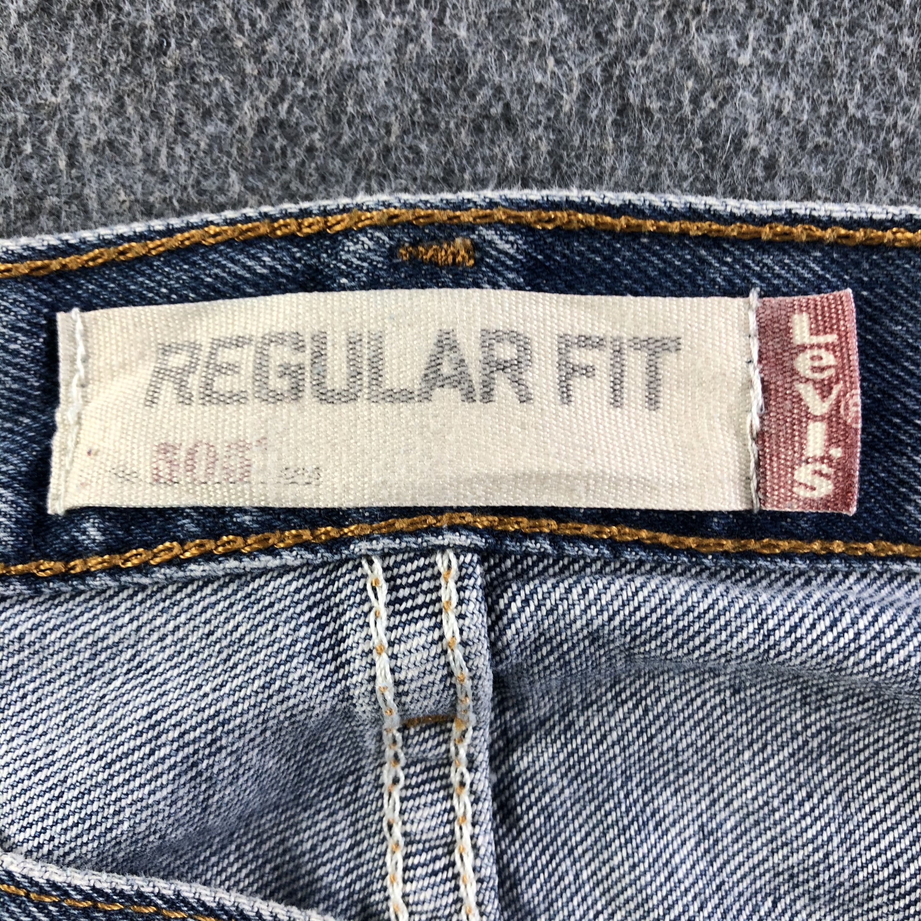 Levi's Vintage Blue Wash Levis 505 Jeans-J3360 Size US 31 - 11 Thumbnail