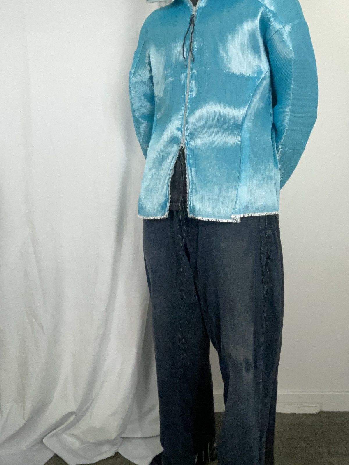 Chorley Convertible 2 way zipper pleated track jacket with darts Size US L / EU 52-54 / 3 - 4 Thumbnail