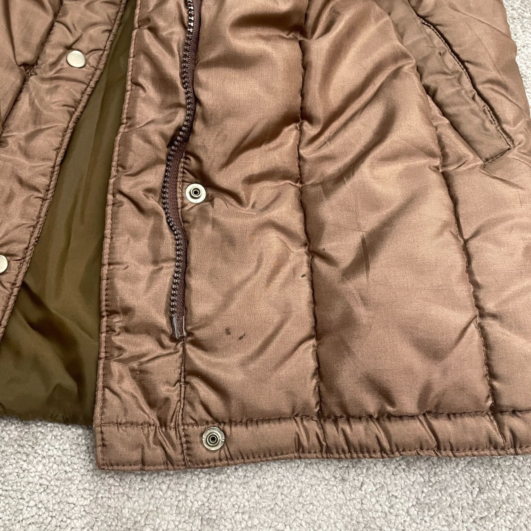 London Fog VINTAGE? No, but London Fog Quilted Puffer Jacket Womens 7/8 Reg Choco Brown Snap Button Outdoor Size M / US 6-8 / IT 42-44 - 6 Thumbnail