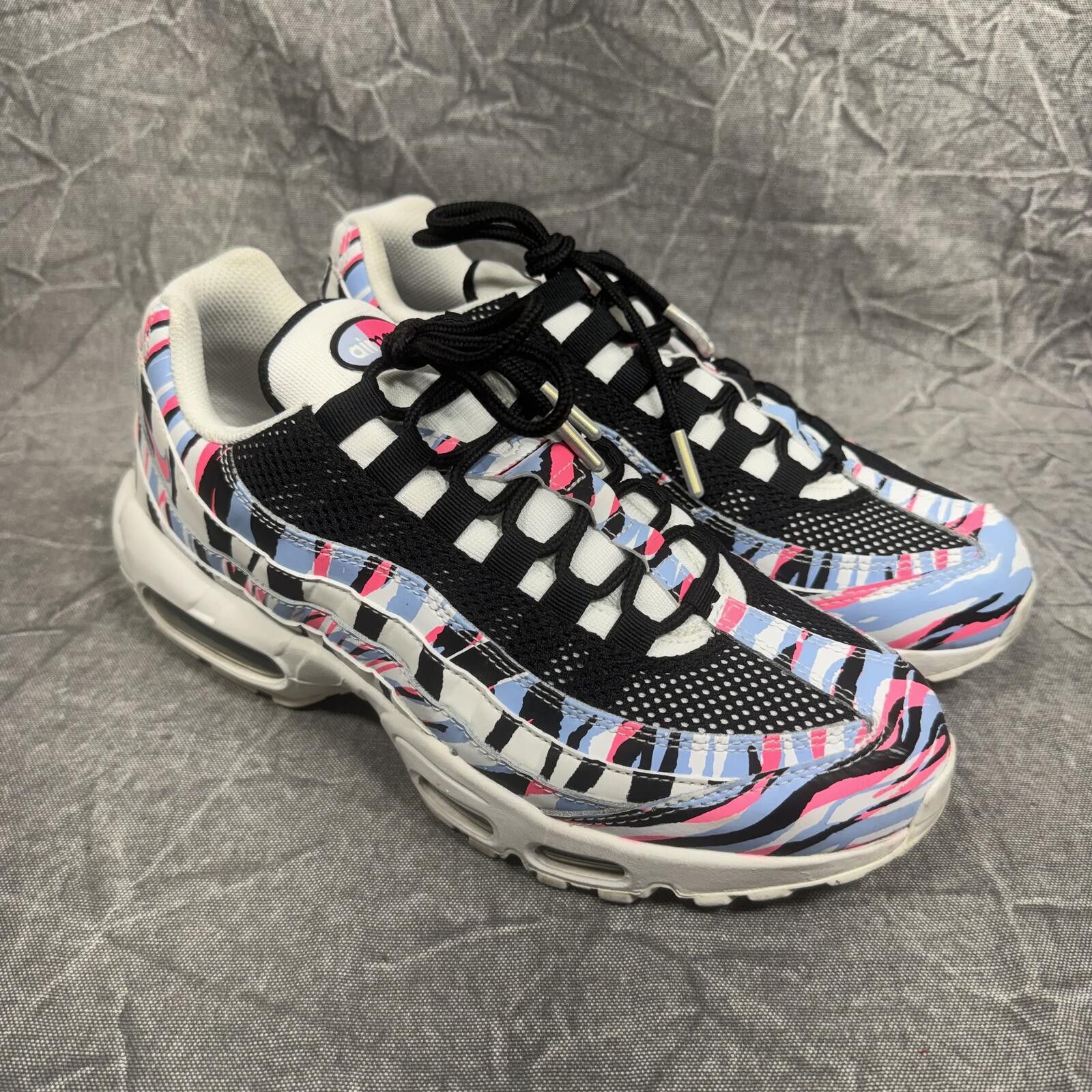 Nike Nike Men's 7.5 Air Max 95 Country Pack Korea CW2359-100 Size US 7.5 / EU 40-41 - 1 Thumbnail