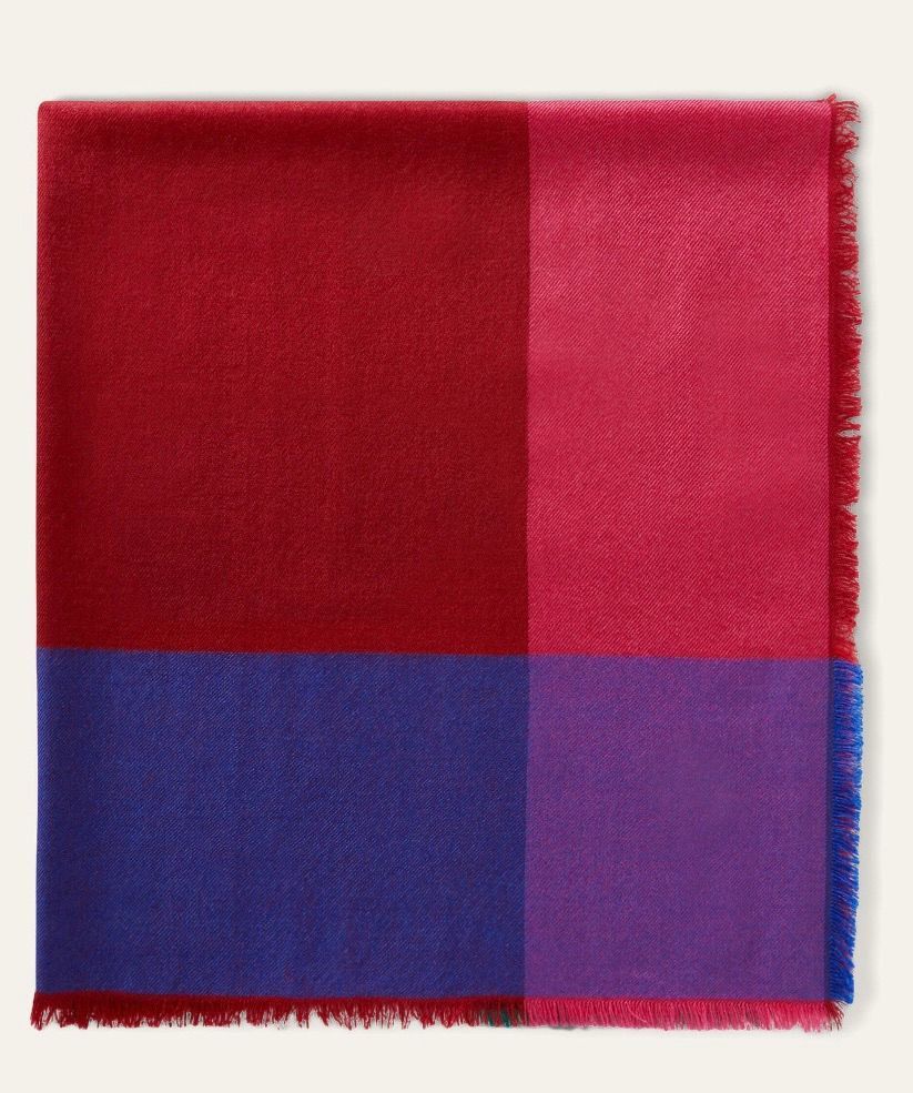 Loro Piana o1srvl11e0325 FAL7667 Size: OS / Silk Scarf in Multicolor Size ONE SIZE - 1 Preview