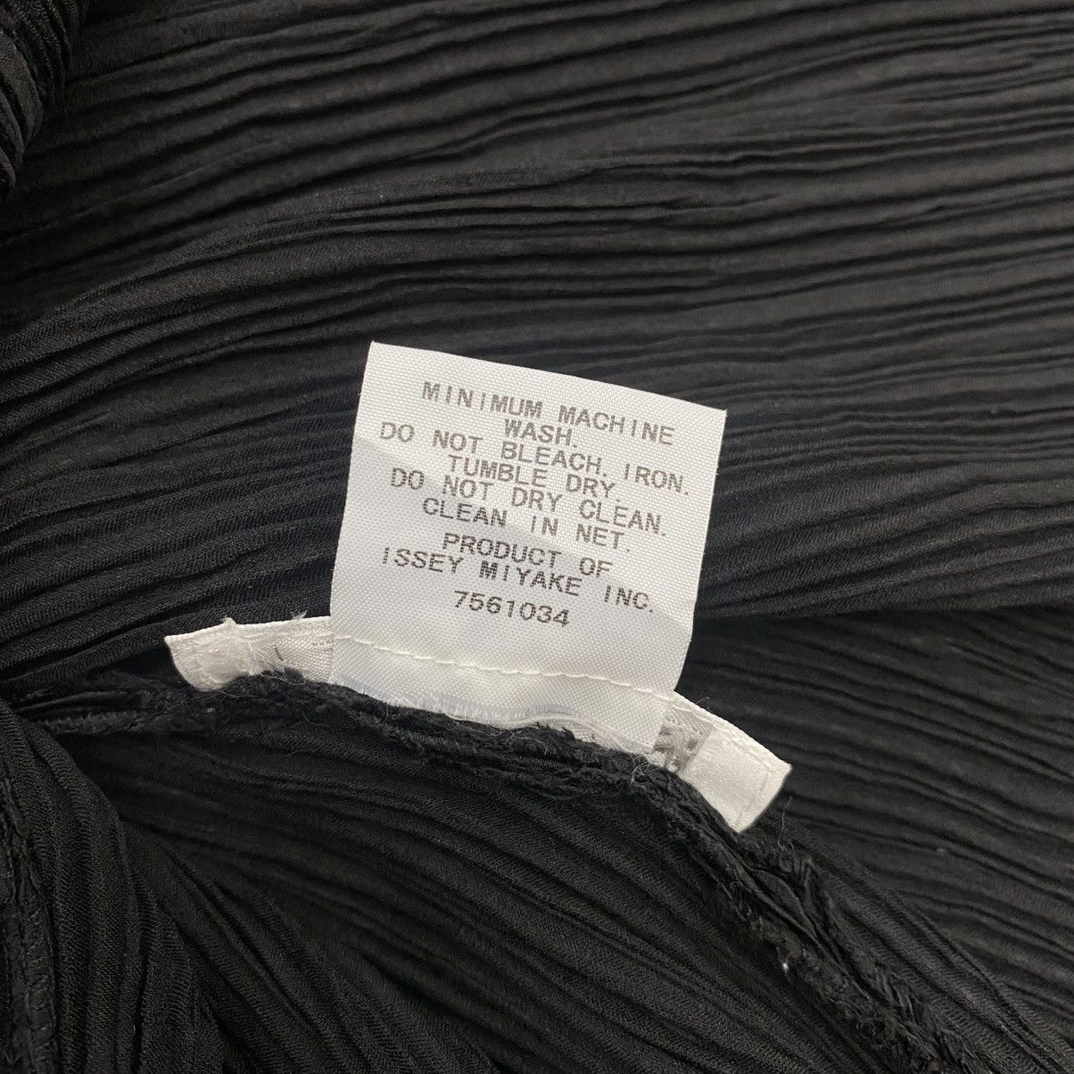 Issey Miyake Vintage Issey Miyake Pleats Please Black Blazer Button Up Size US M / EU 48-50 / 2 - 10 Thumbnail