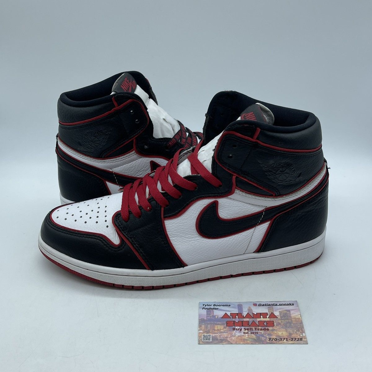 Jordan Brand Air Jordan 1 high bloodline Size US 10 / EU 43 - 1 Thumbnail