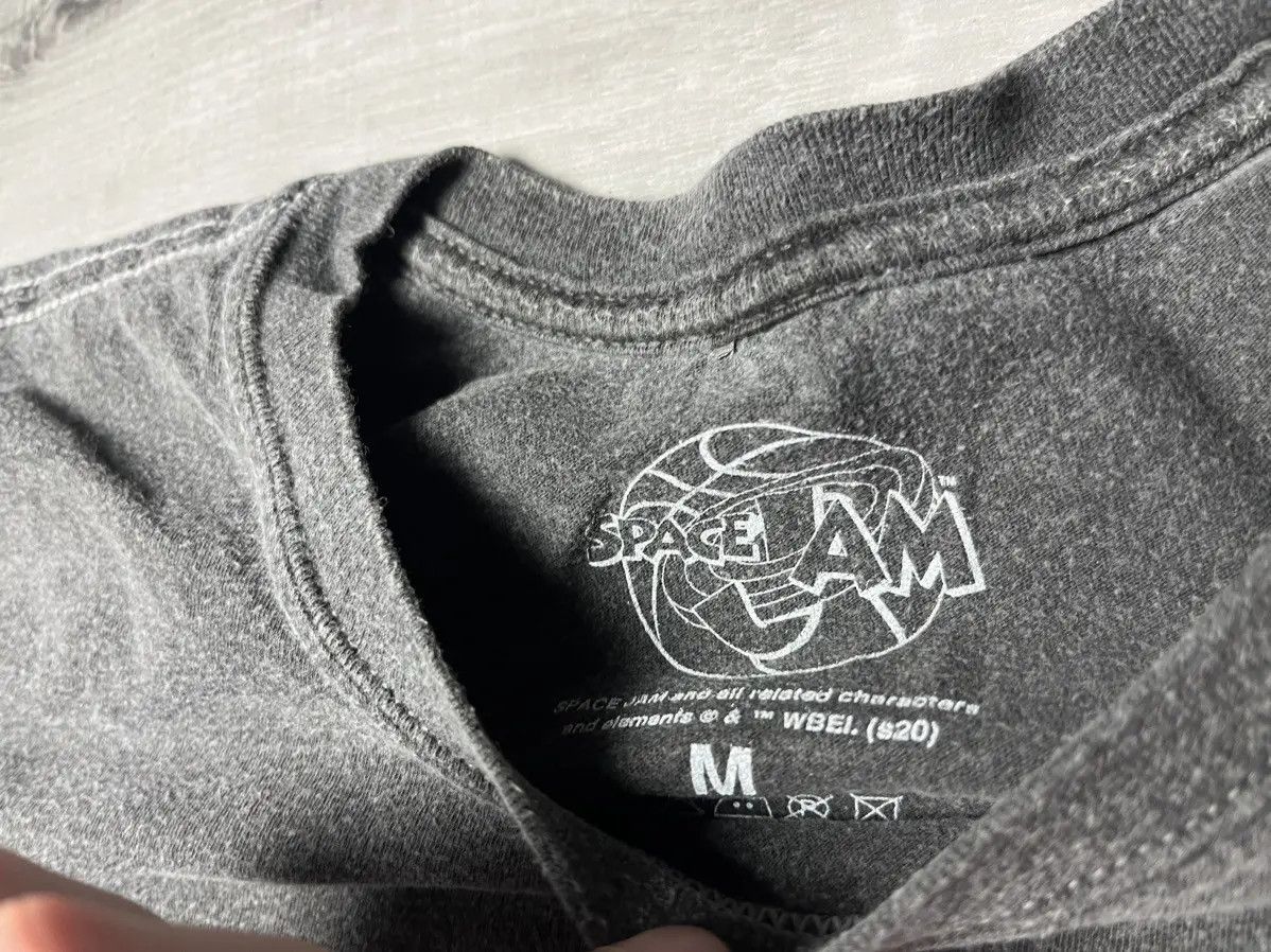 Disney Movie Space jam looney tunes Tshirt size Medium Size US M / EU 48-50 / 2 - 4 Thumbnail