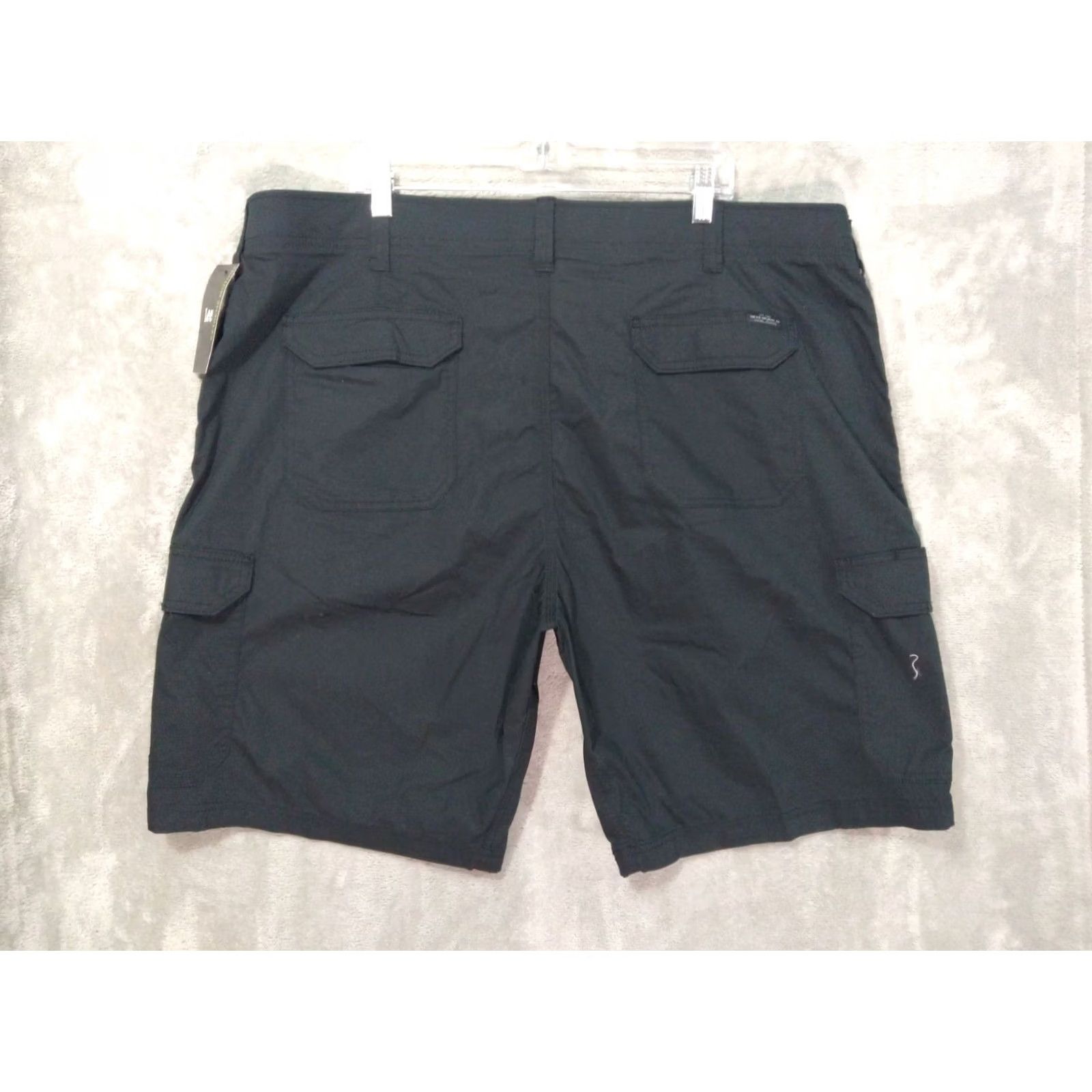 Lee Lee Mens 48 Black Cargo Shorts Extreme Motion Flat Front High Rise Stretch Size US 32 / EU 48 - 2 Thumbnail