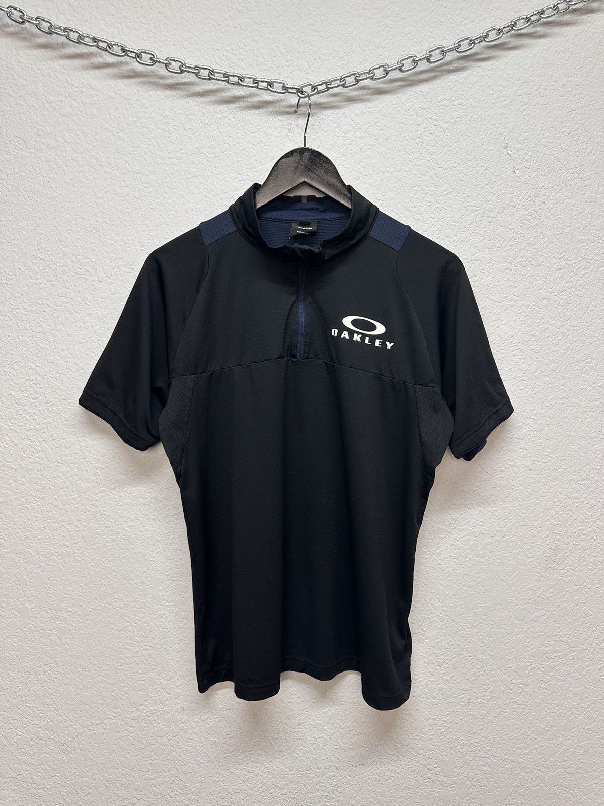 Oakley Vintage Oakley T-shirt Y2k nylon gore cope outdoor jacket Size US M / EU 48-50 / 2 - 2 Thumbnail