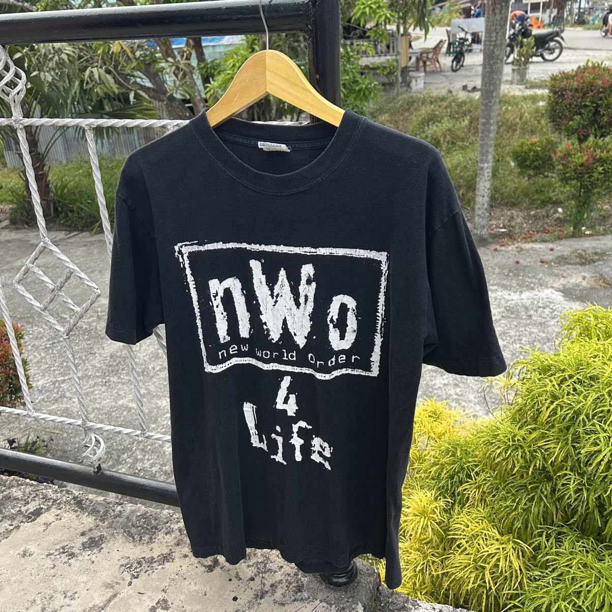 WCW/nWo Vintage 90s Tshirt NWO 4 Life Size US L / EU 52-54 / 3 - 2 Thumbnail