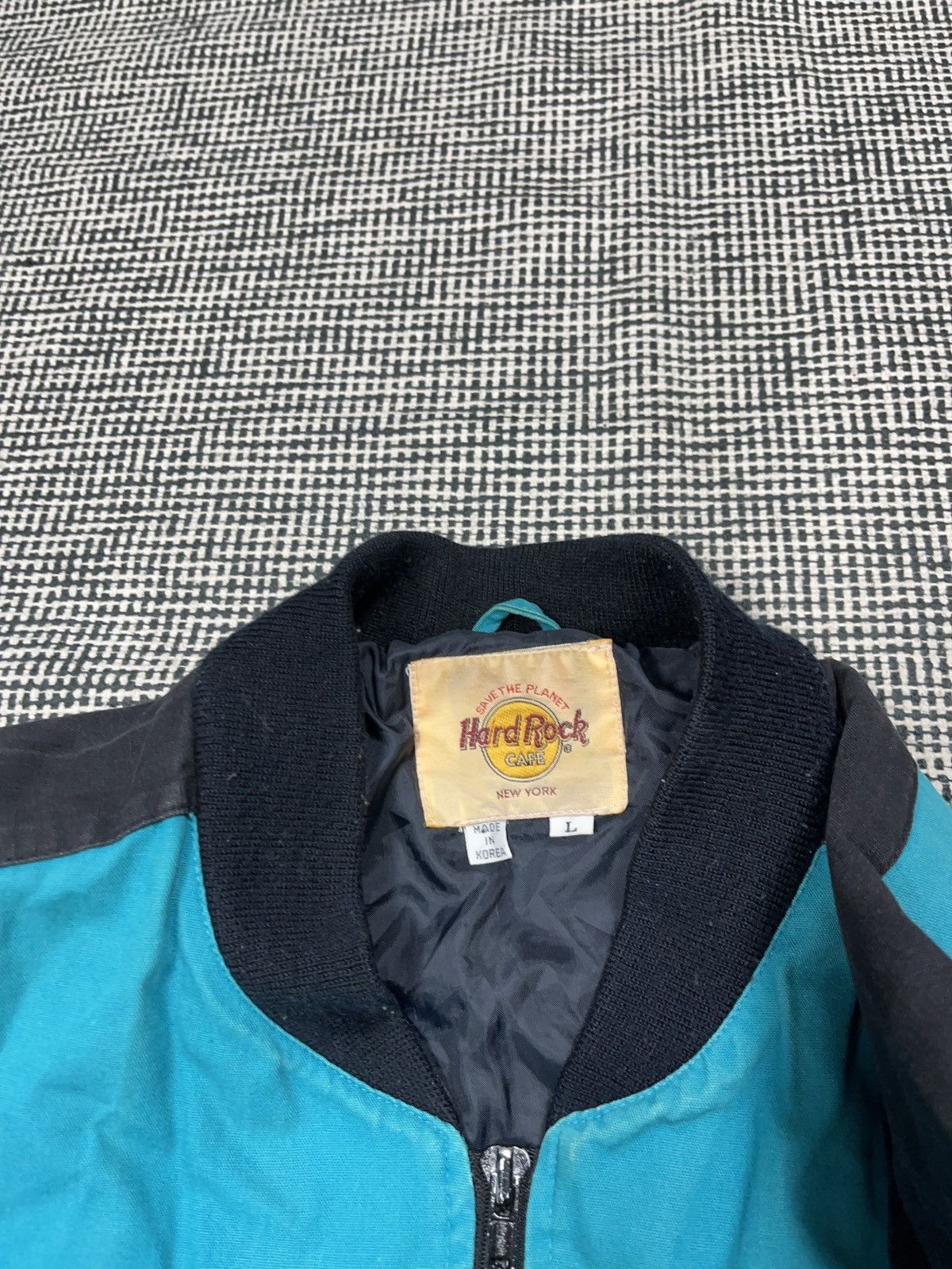 Hard Rock Cafe ➕ vintage rare 90s Hard Rock Cafe boxy bomber jacket Size US L / EU 52-54 / 3 - 3 Thumbnail