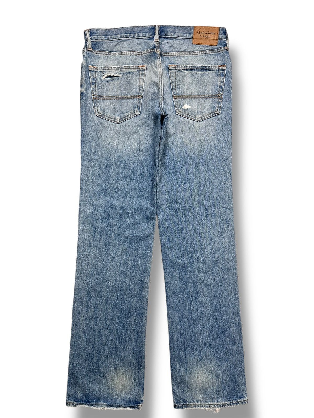 Abercrombie & Fitch Abercrombie & Fitch Distressed Light BlueWash Jeans & Faded Size US 33 - 3 Thumbnail