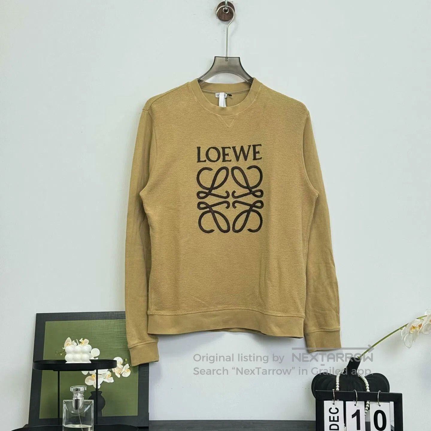Loewe Loewe Embroidered Logo Sweatshirt in Khaki. Size US L / EU 52-54 / 3 - 1 Thumbnail