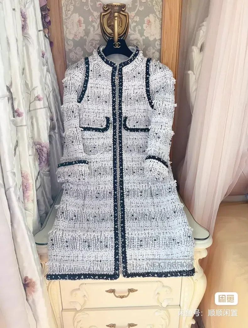 Chanel Chanel Heavy industry coat Size XS / US 0-2 / IT 36-38 - 1 Thumbnail