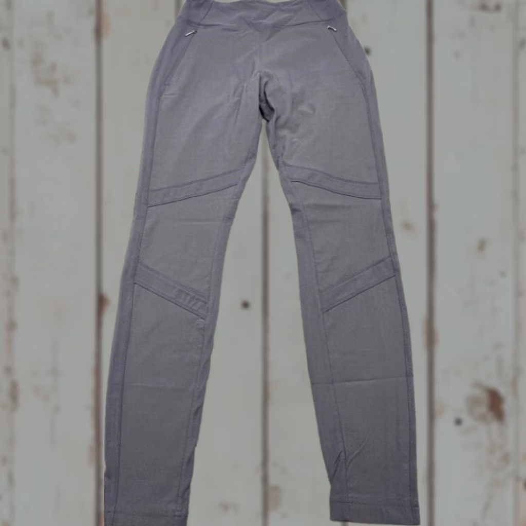 Athleta Athleta Pants Women 4 Gray Highline Hybrid Summiter Knit? (rejected) Size 42" / US 20 - 1 Thumbnail