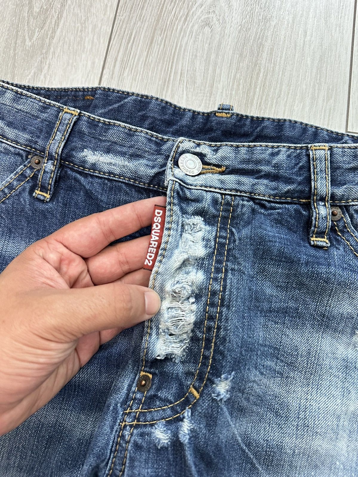 Dsquared2 Dsquared2 Sexy Twist Distressed Denim Jeans Pants (A031) Size US 34 / EU 50 - 7 Thumbnail