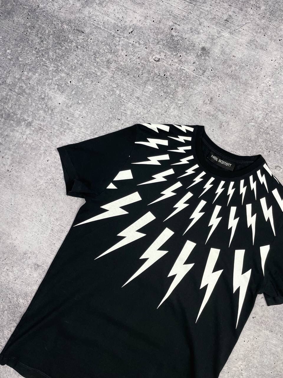Neil Barrett Vintage Neil Barrett Black Slim Fit Big Logo Shirt Tee Y2K Size US S / EU 44-46 / 1 - 5 Thumbnail