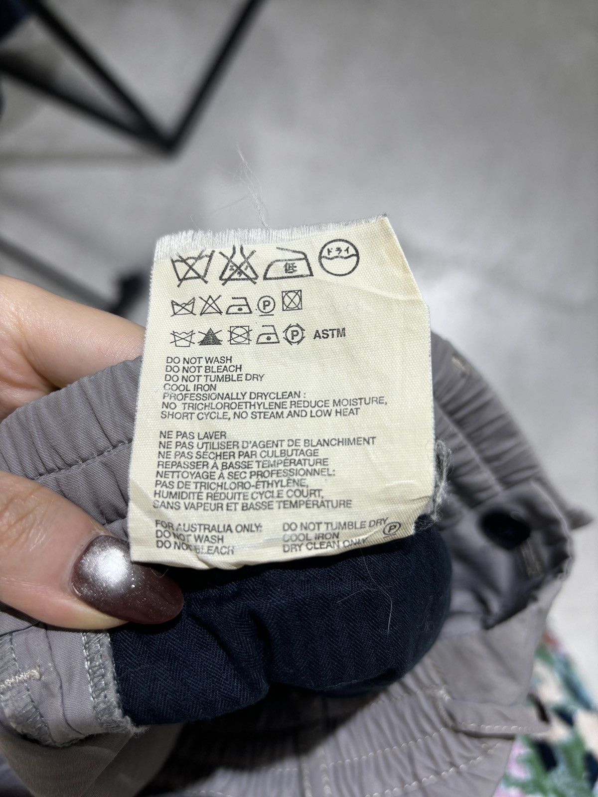 Prada Prada 2005 viscose trousers pant Size US 33 - 12 Thumbnail