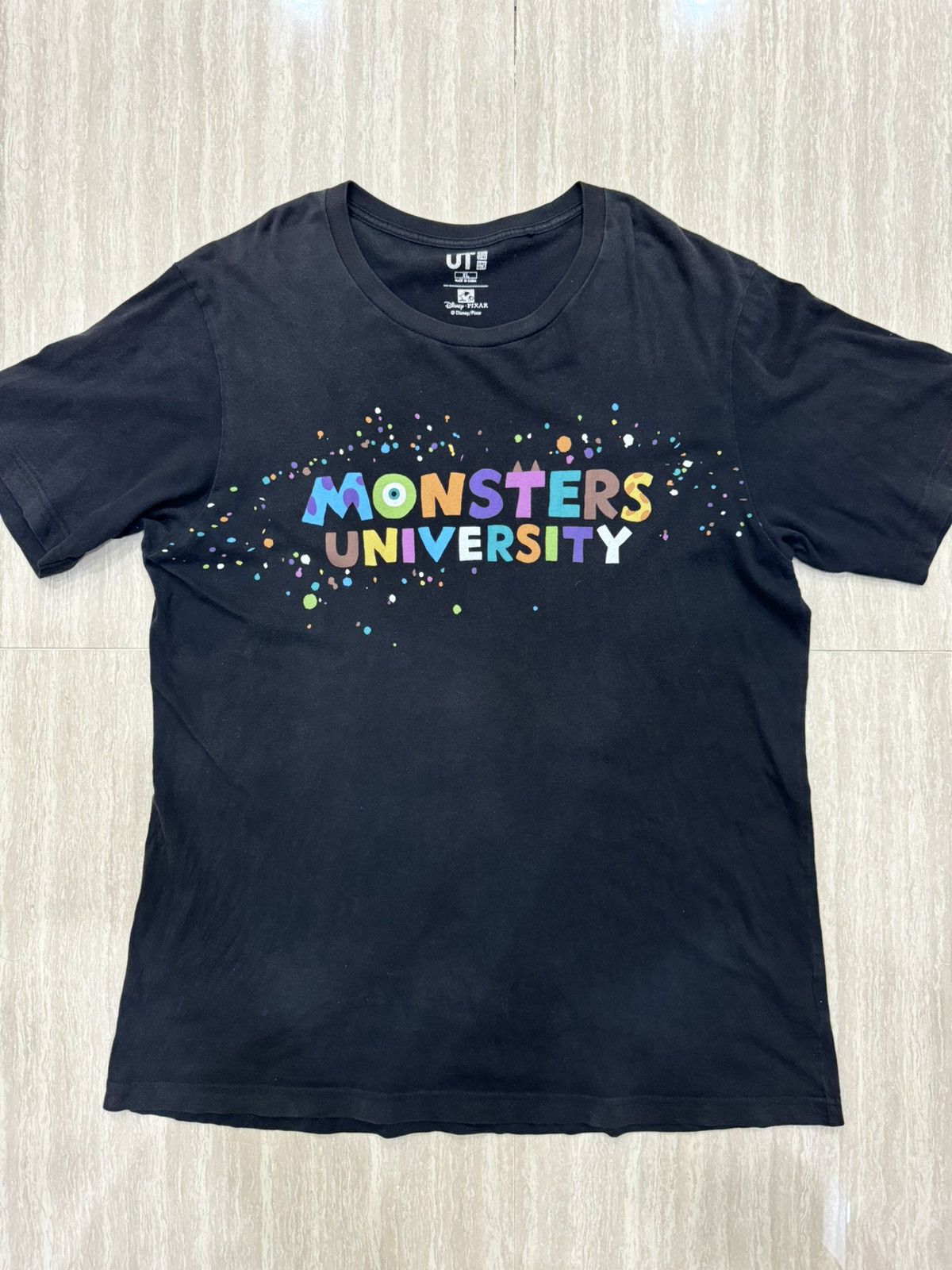 Disney Monster University Disney/Pixar x Uniqlo Black shirt XL size Size US XL / EU 56 / 4 - 1 Thumbnail