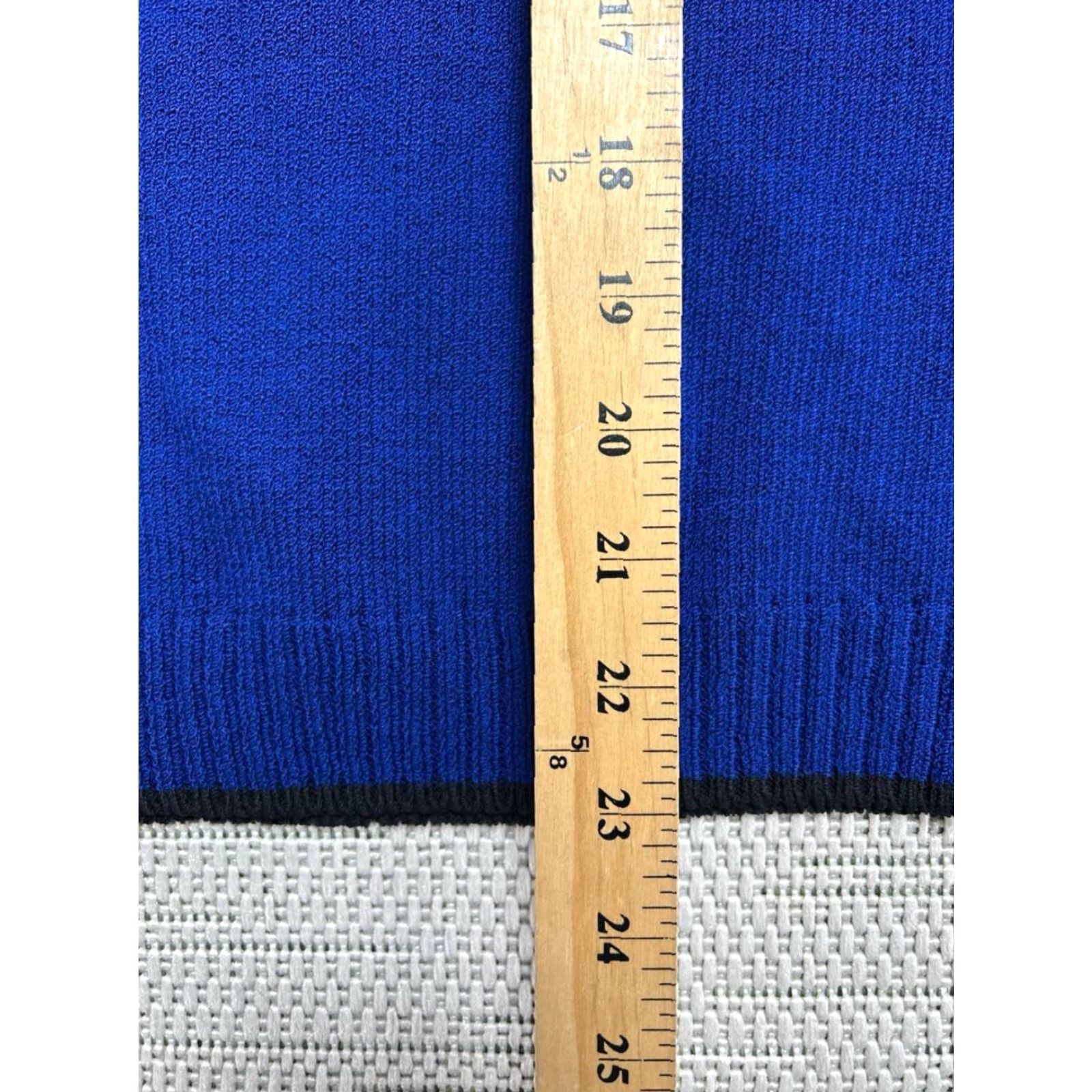 Vintage St John Sport Sweater Vest Women M Blue Wool Tight Knit Mock Neck Vest Shirt Sports 90s Womens Size M / US 6-8 / IT 42-44 - 7 Thumbnail