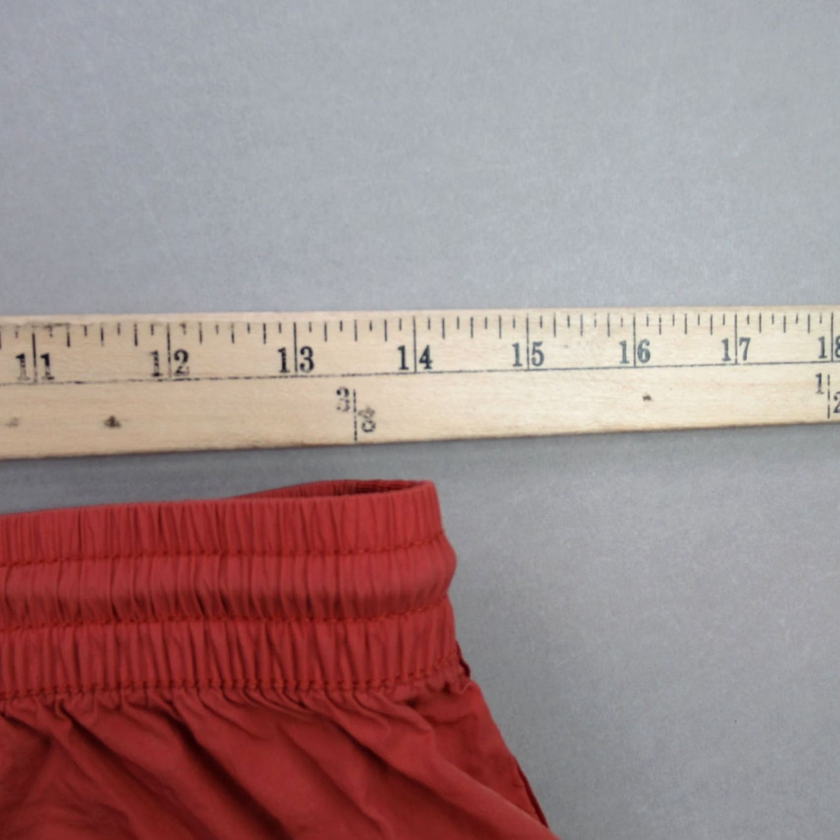 Athleta Athleta Shorts 4 Red Lightweight Workout Activewear Running Womens Size 28" / US 6 / IT 42 - 7 Thumbnail
