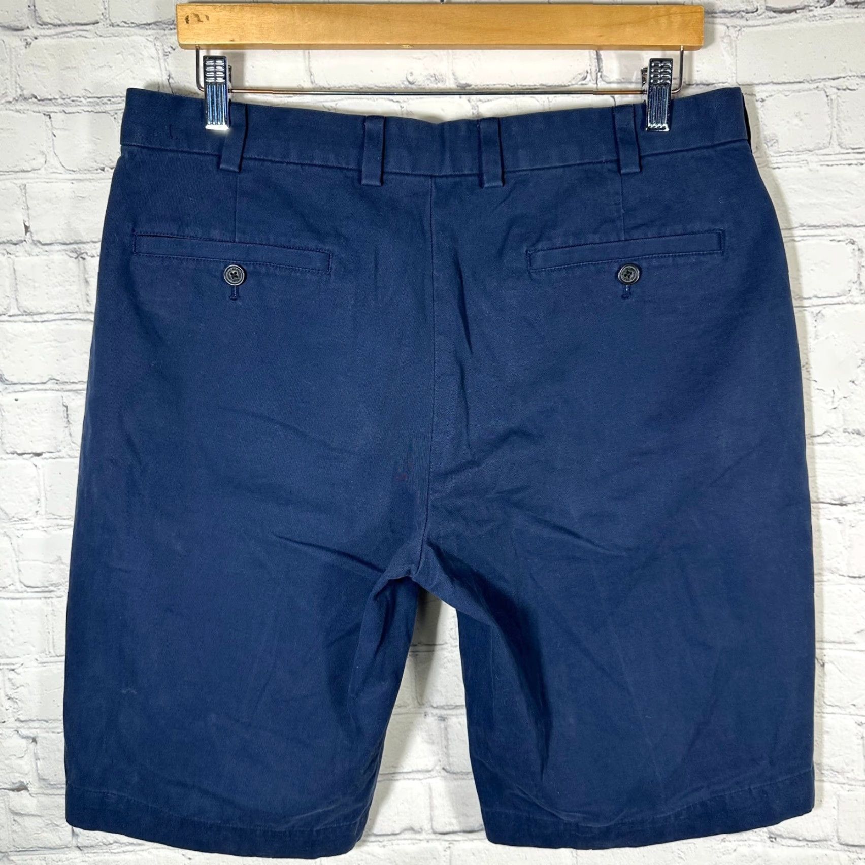 Brooks Brothers VINTAGE? (No) Brooks Brothers 346 Mens Navy Blue Chino Shorts 100% Cotton Size 34 Size US 34 / EU 50 - 4 Thumbnail