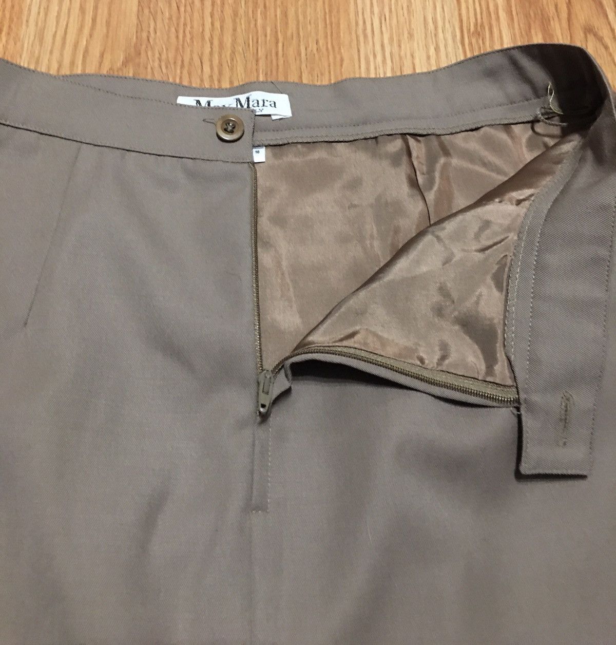 Max Mara Max Mara Beige Wool Blend Long Skirt UK16 EU42 Size 34" / US 12 / IT 48 - 8 Thumbnail