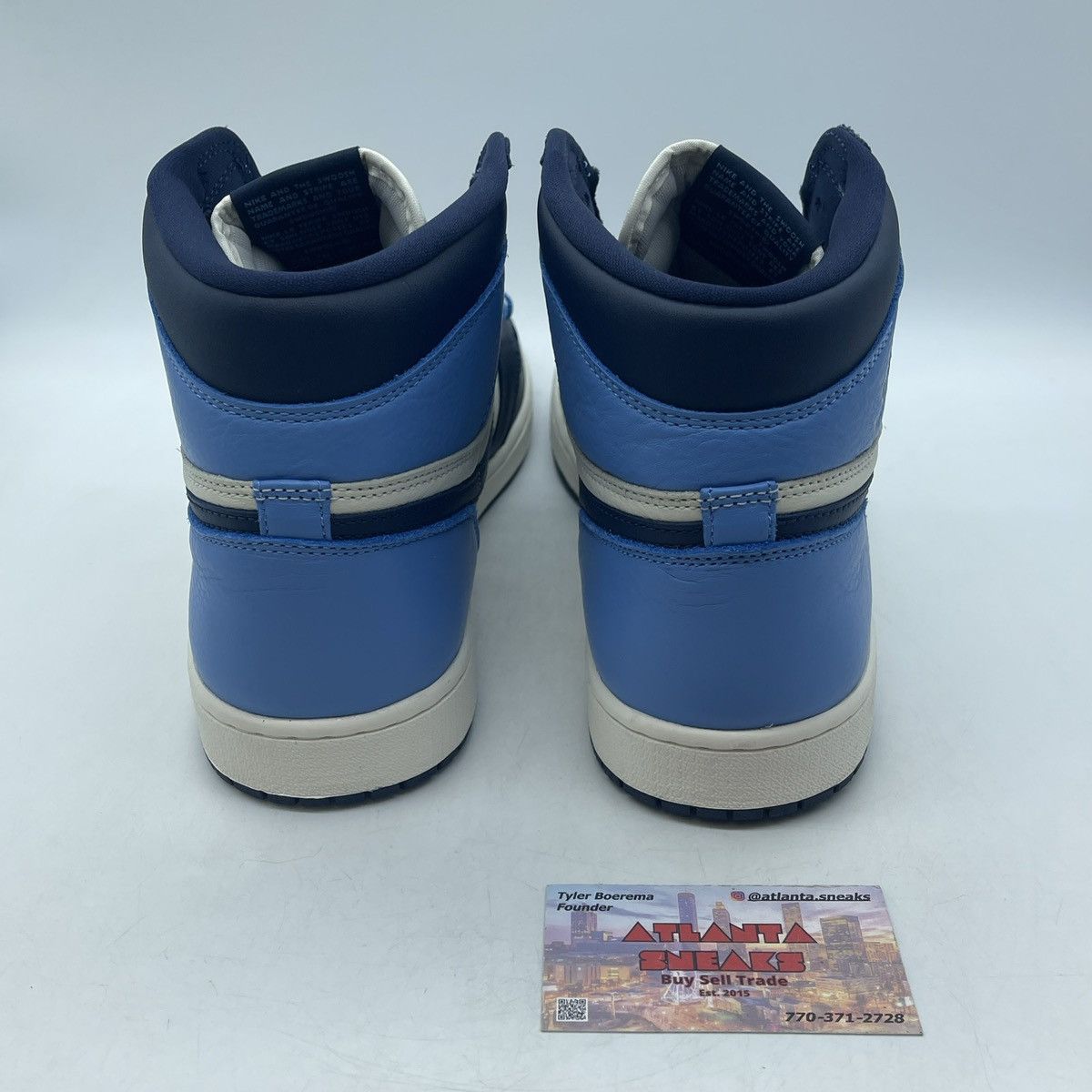 Jordan Brand Air Jordan 1 high obsidian Size US 13 / EU 46 - 3 Thumbnail