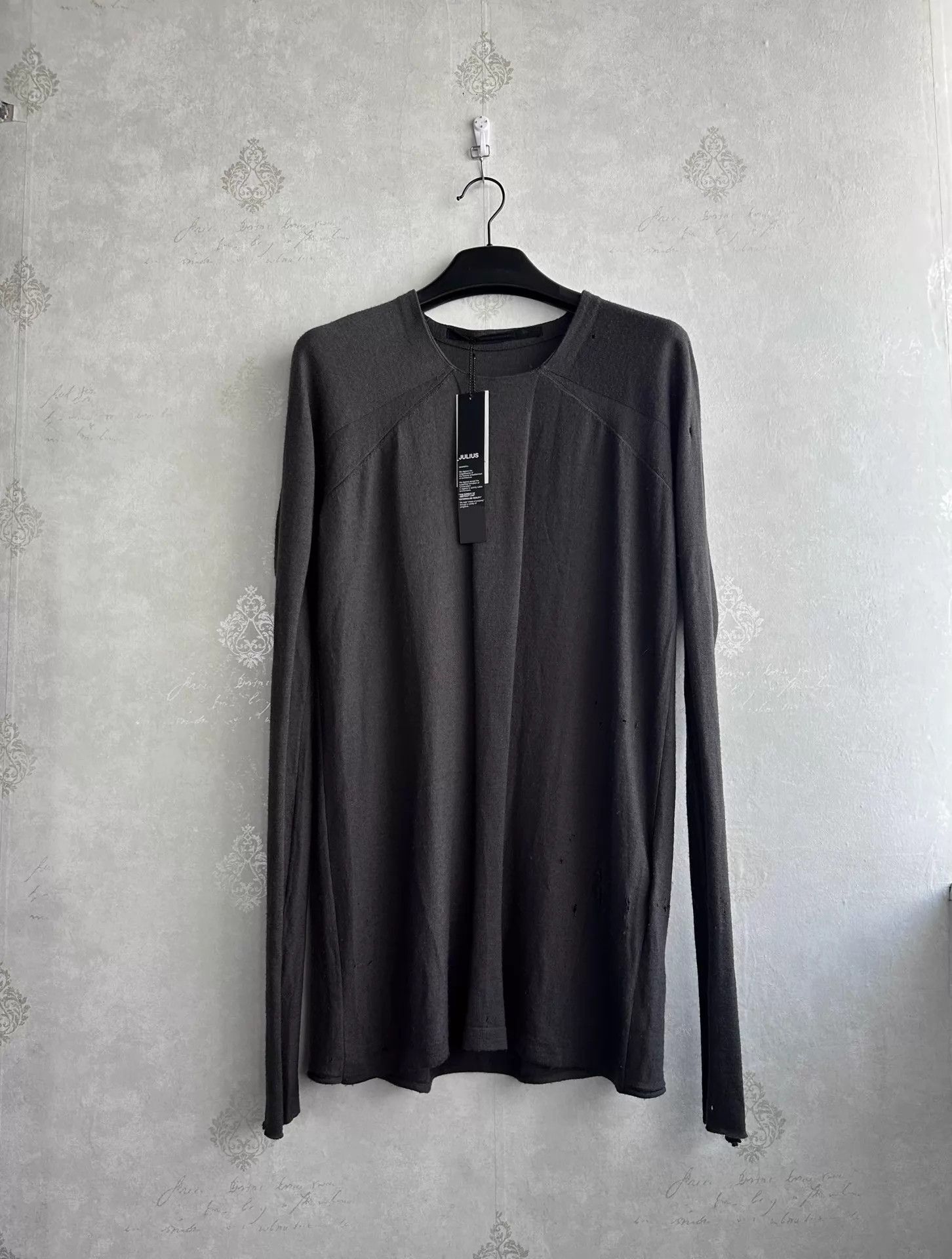 Julius julius 14aw destroyed wool long shirt (rare new w/tags) Size US L / EU 52-54 / 3 - 2 Thumbnail