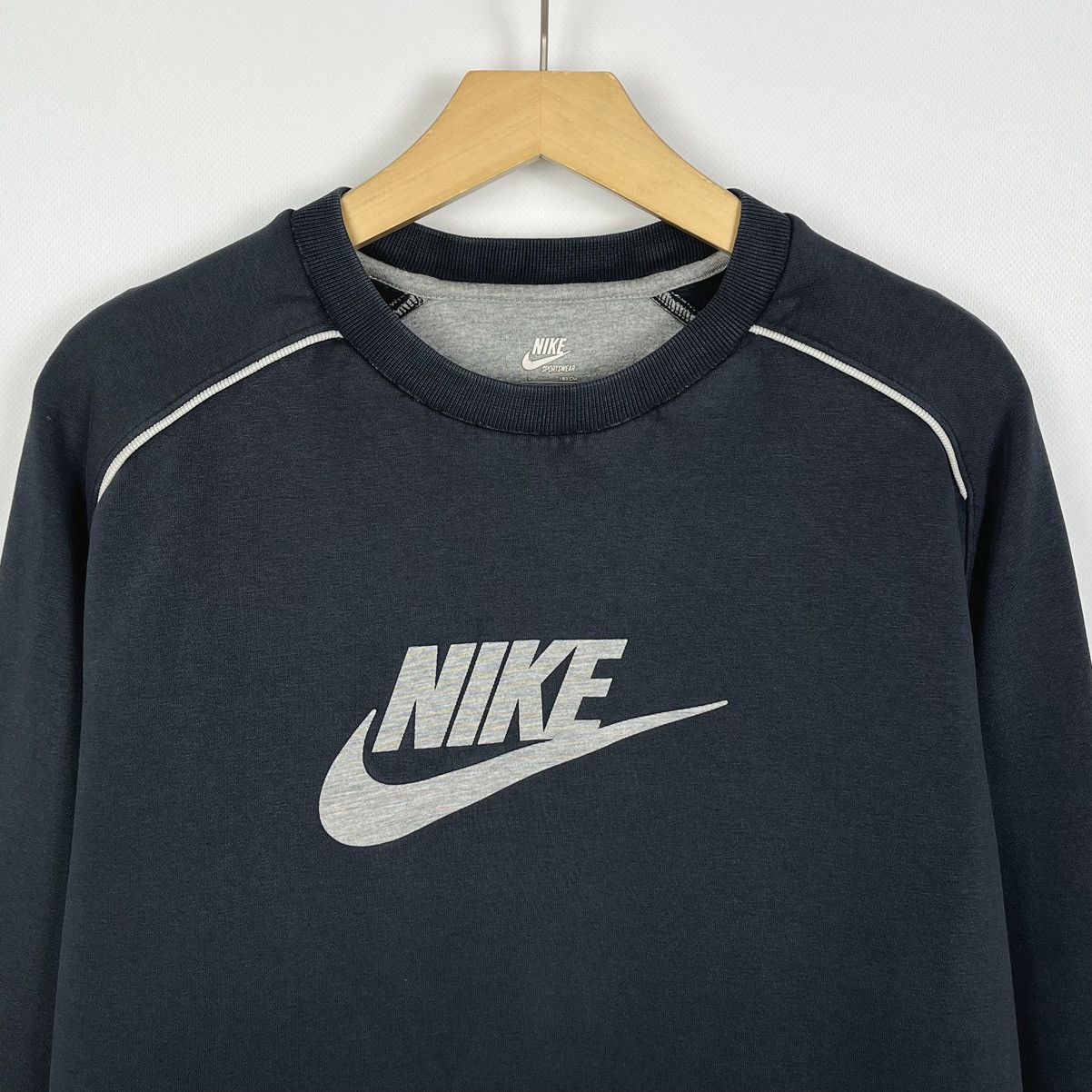 Nike Vintage Nike Big Swoosh Faded Blue Sweatshirt 2000’s Size US L / EU 52-54 / 3 - 6 Thumbnail