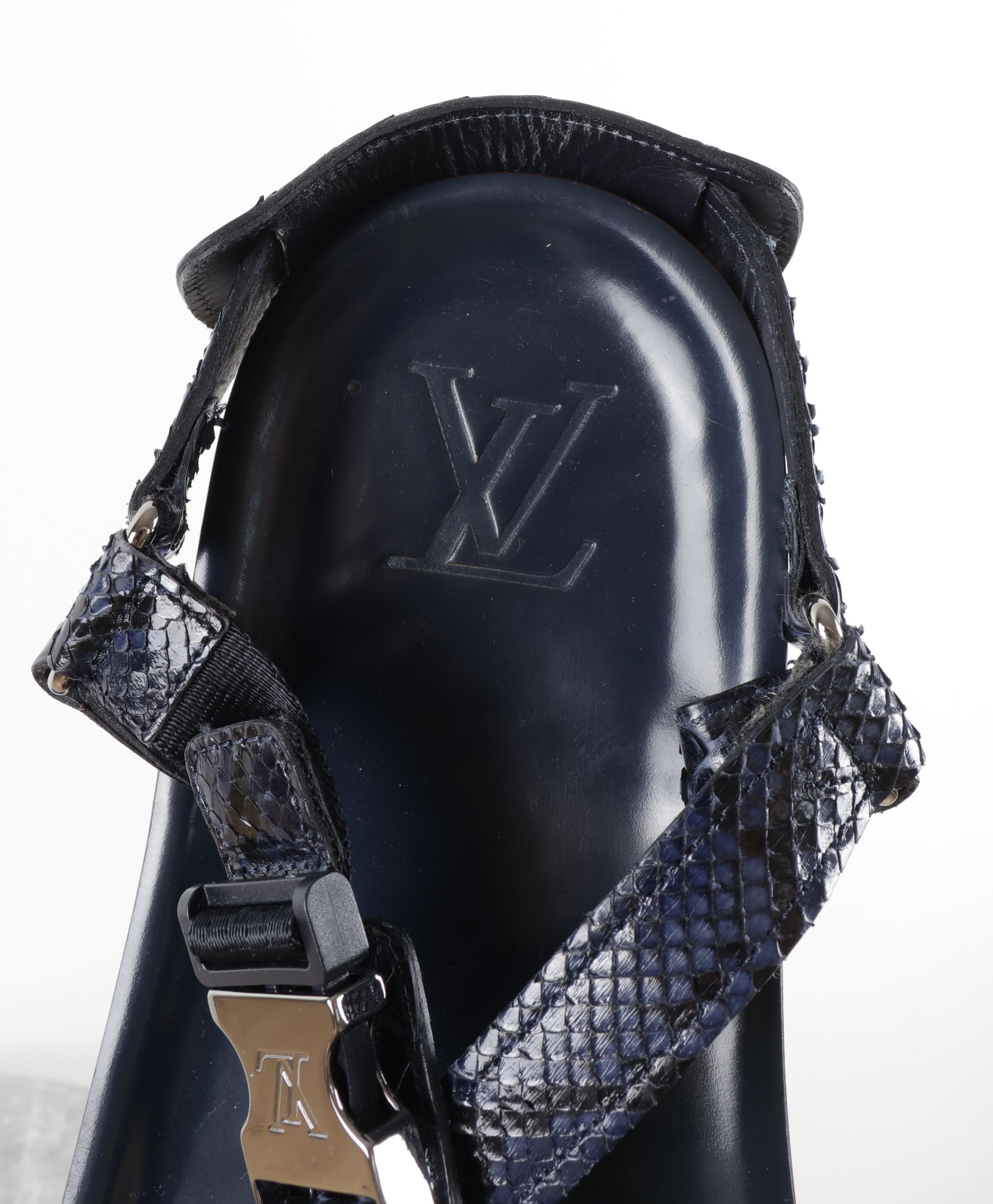 Louis Vuitton Louis Vuitton Blue Criss-Cross Sandals Size US 11.5 / EU 44-45 - 3 Thumbnail