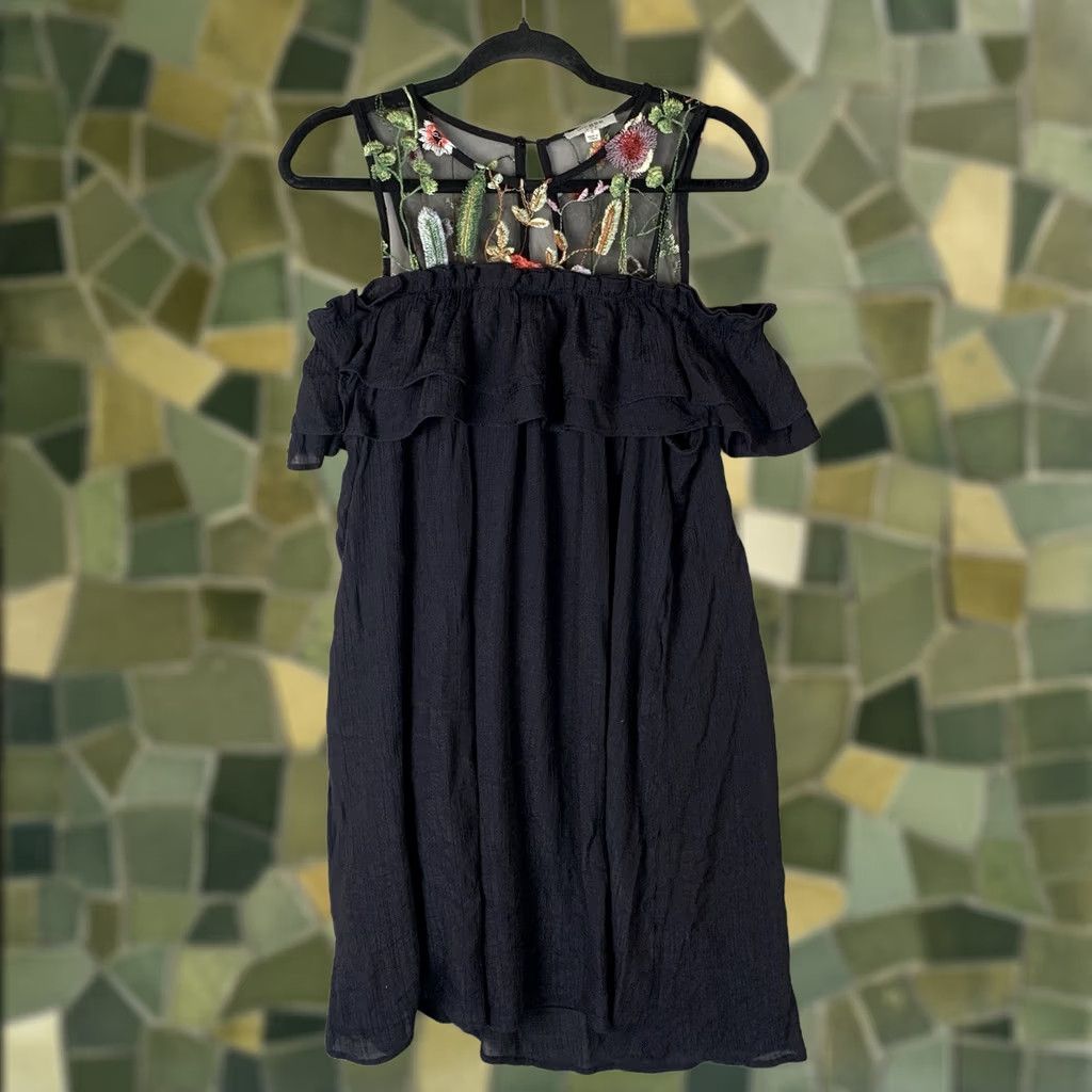 Vintage UMGEE Dress Womens S Black Floral Embroidered Off the Shoulder Gauzy Midi Shift Size S / US 4 / IT 40 - 1 Thumbnail