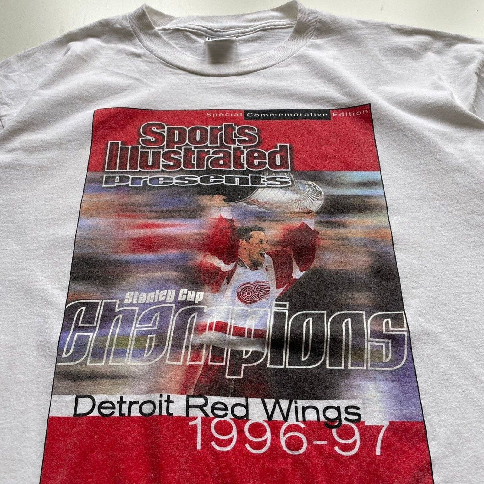 NHL Vintage Detroit Red Wings NHL Stanley Cup Champs T Shirt XL Size US XL / EU 56 / 4 - 3 Thumbnail