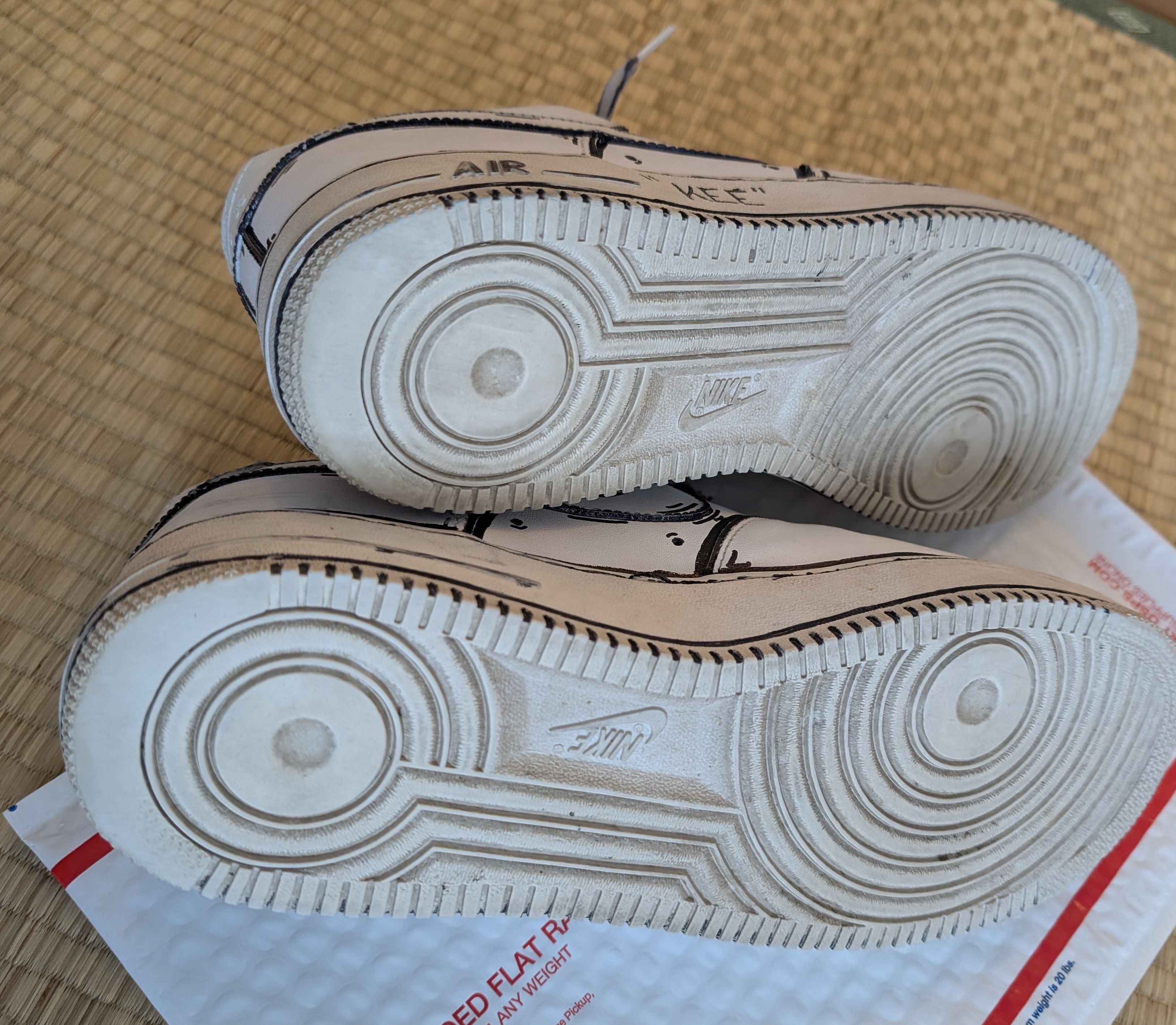 Nike AF1 Air Force One 315122-111 Cartoon Stencil Sneakers