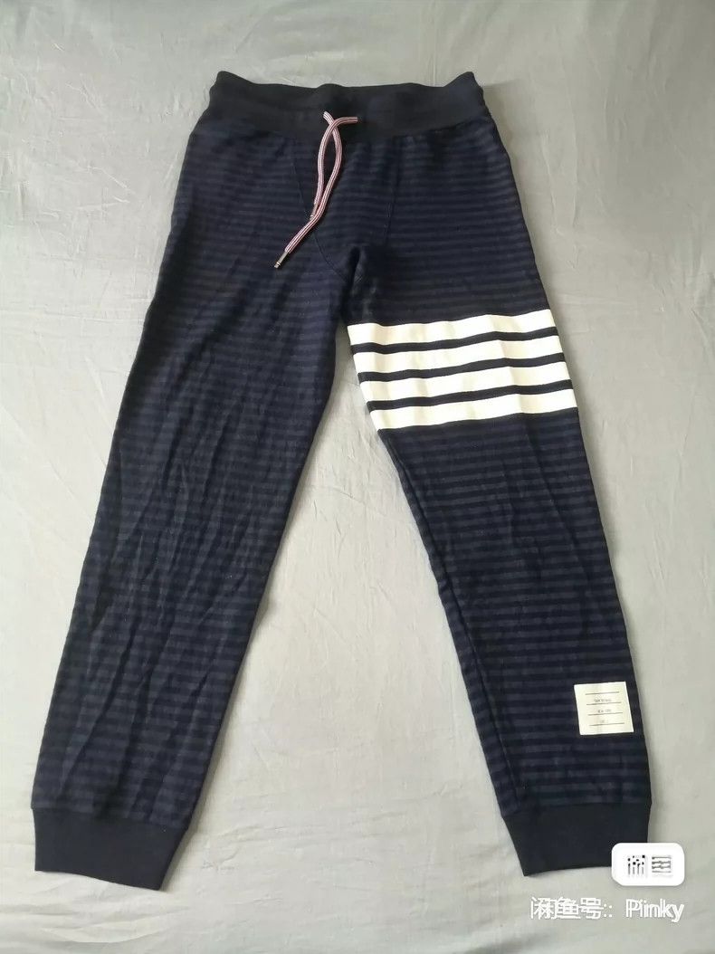 Thom Browne Thom Browne Four-barrel sweatpants Size US 26 / EU 42 - 1 Thumbnail