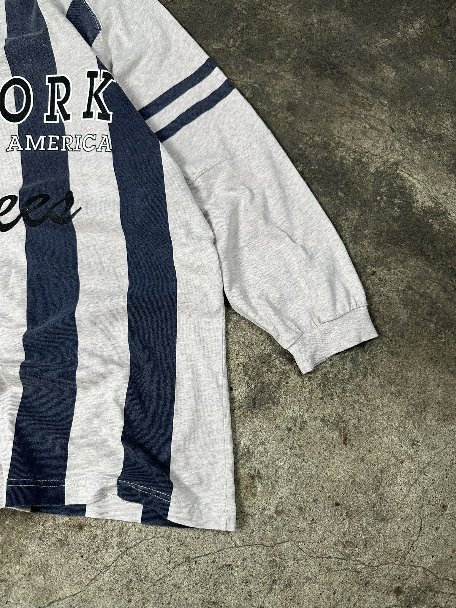 New York Yankees 80s New York Yankees Baseball MLB Longsleeve Size US M / EU 48-50 / 2 - 3 Thumbnail