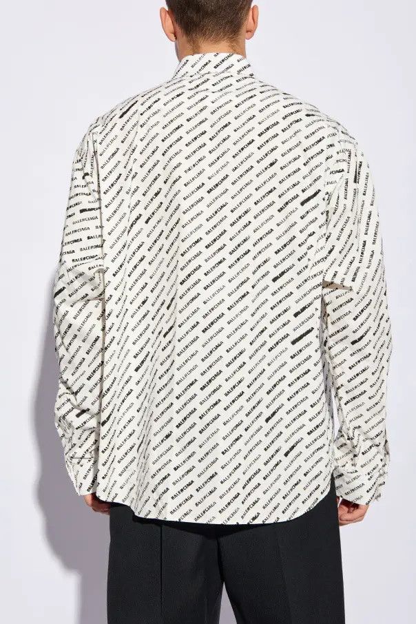 Balenciaga o1bcso1str0625 Stencil Allover Shirt Large Fit White/Black Size US M / EU 48-50 / 2 - 4 Thumbnail