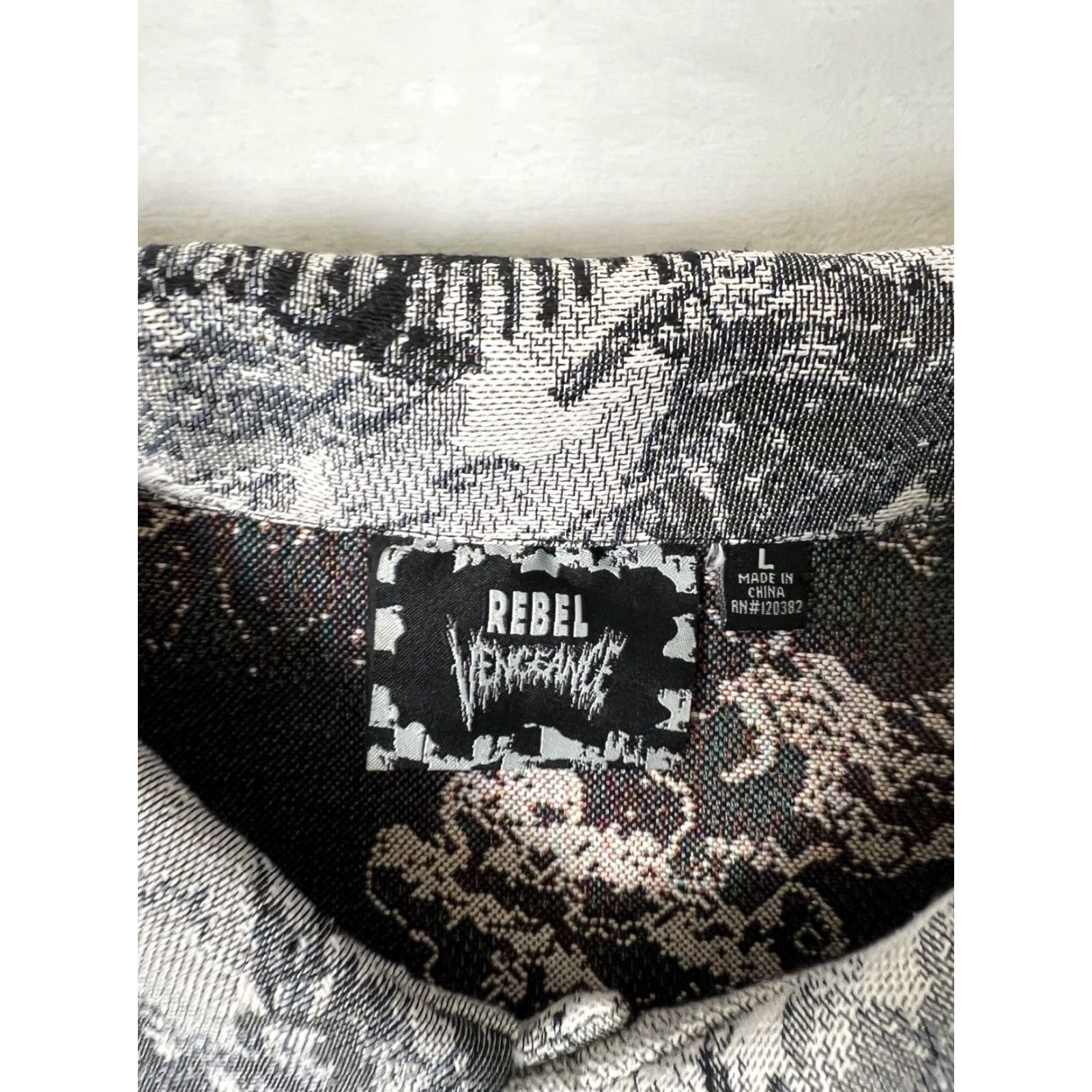 Vintage VINTAGE Rebel Vengeance Jacket Monochrome Black XL Men Overcoat Tapestry Apocalypse Horseman Nature Regular Size Large Size US XL / EU 56 / 4 - 4 Thumbnail