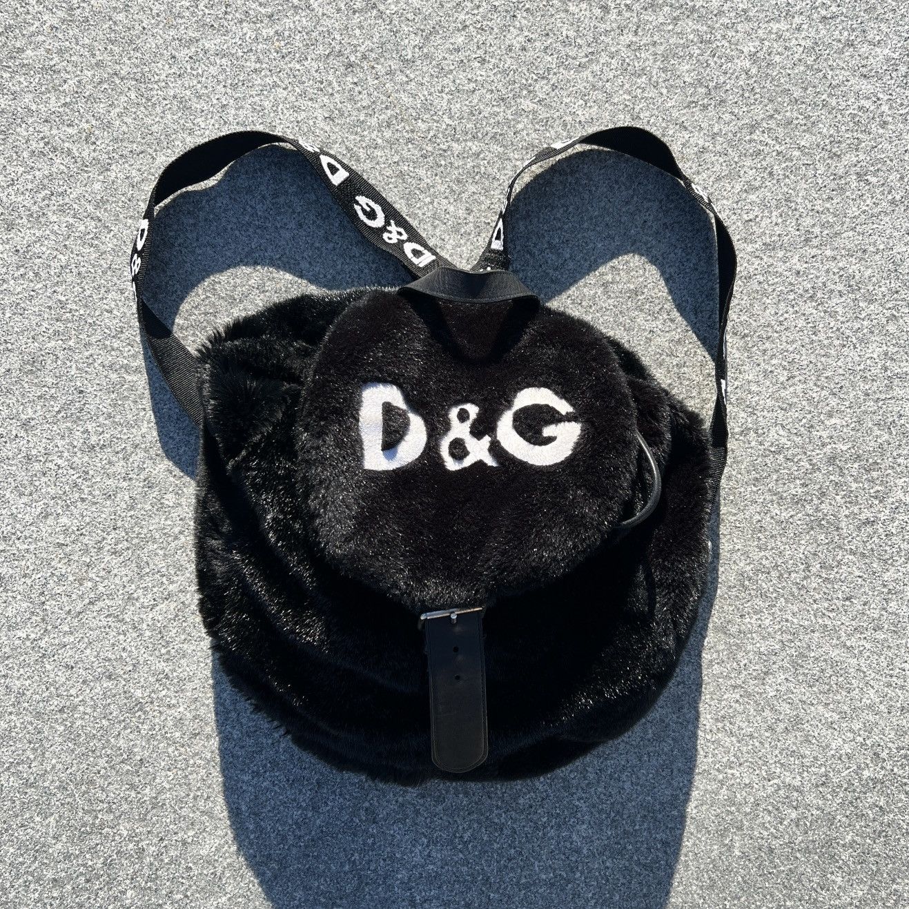 Designer × Dolce & Gabbana × Saint Laurent Paris 🐨Dolce Gabbana fur🐺 backpack Size ONE SIZE - 1 Thumbnail