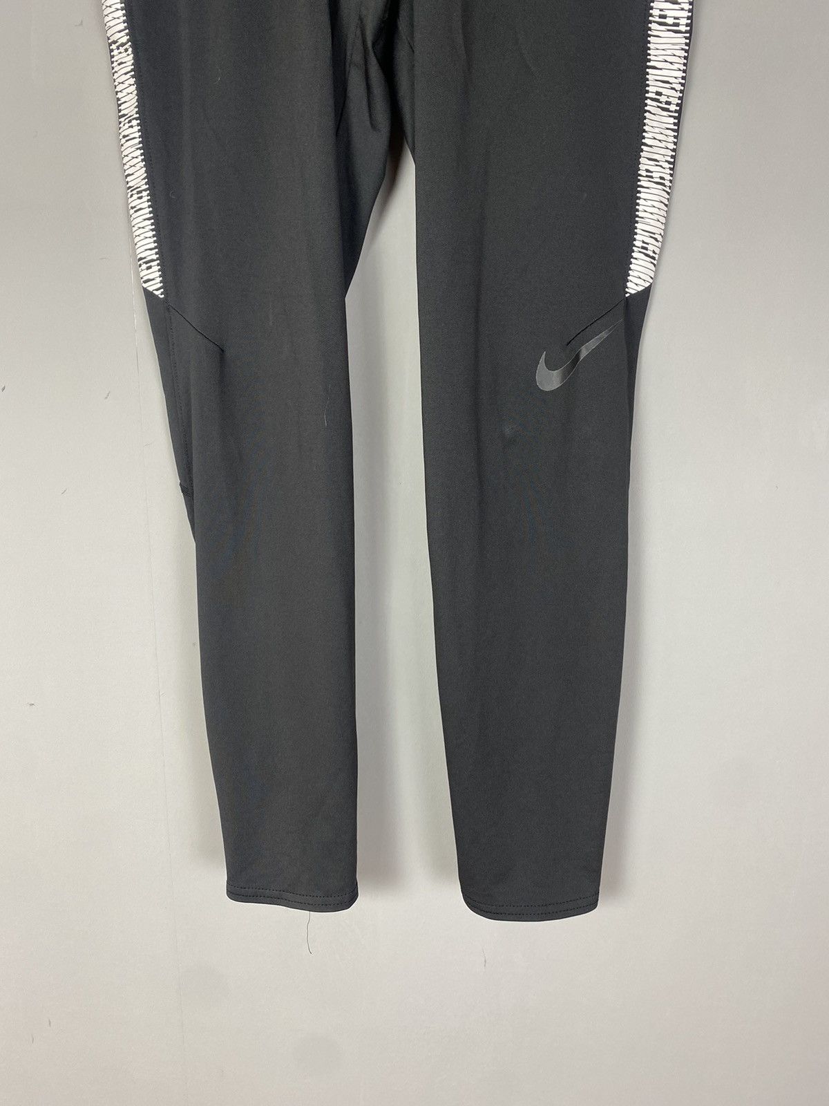 Nike Nike sports trousers pants Size US 28 / EU 44 - 3 Thumbnail